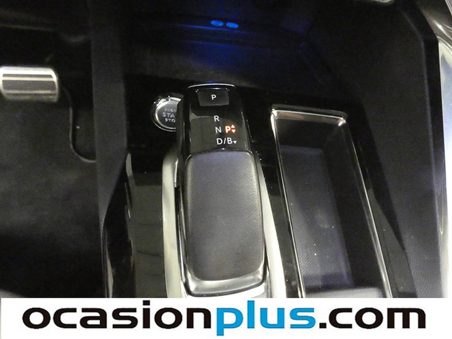 Foto Peugeot 3008 Hybrid Peugeot 3008 Hybrid 300 GT Pack e-EAT8 (300 CV)