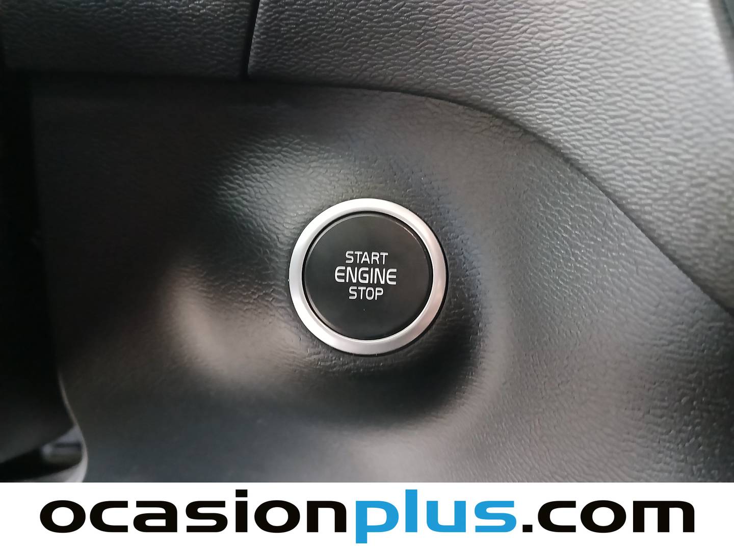 Acabados Volvo XC40 Volvo XC40 T2 Momentum Core (129 CV)