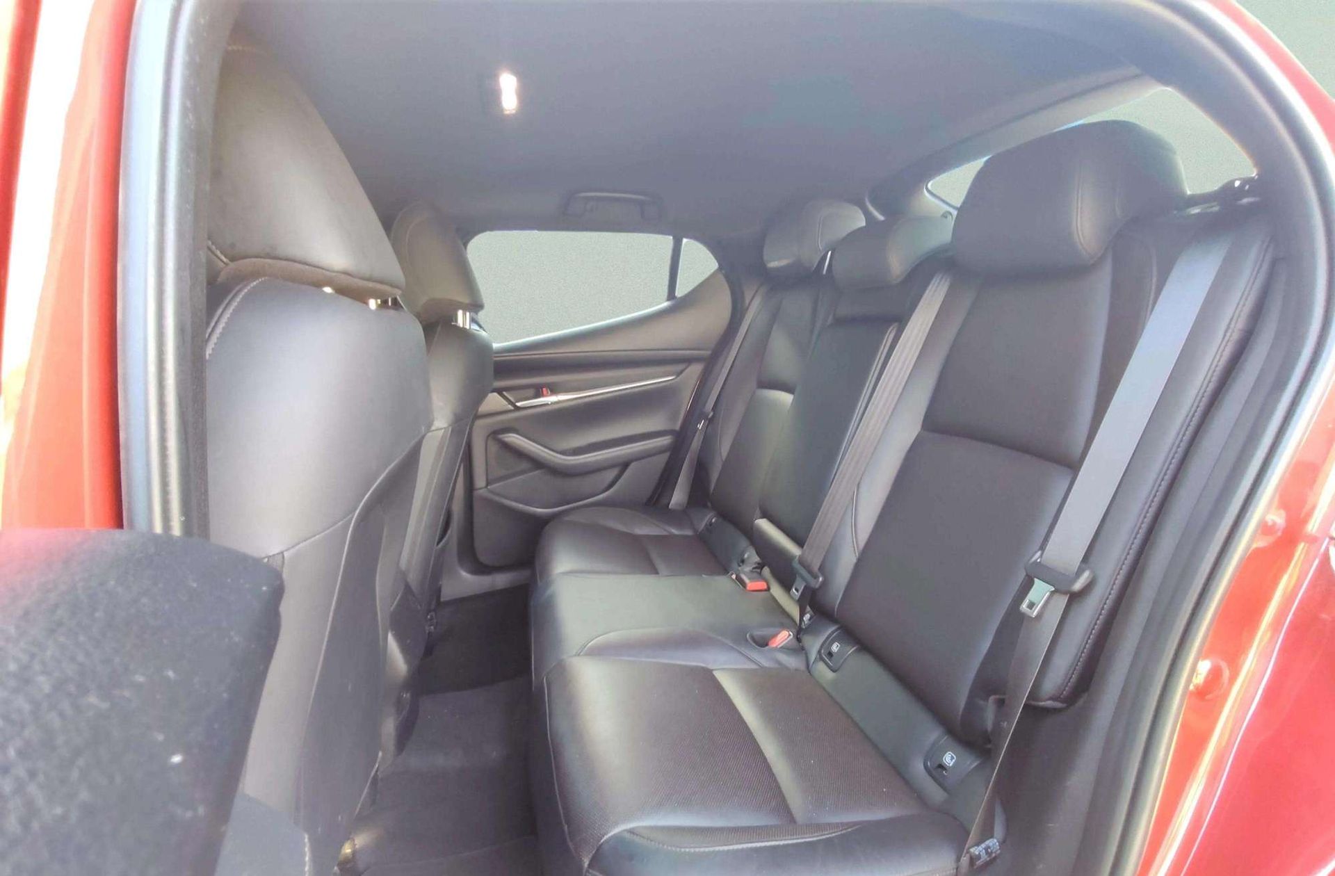 Mazda3 2.0 e-Skyactiv-X Zenith Safety Black - foto 16