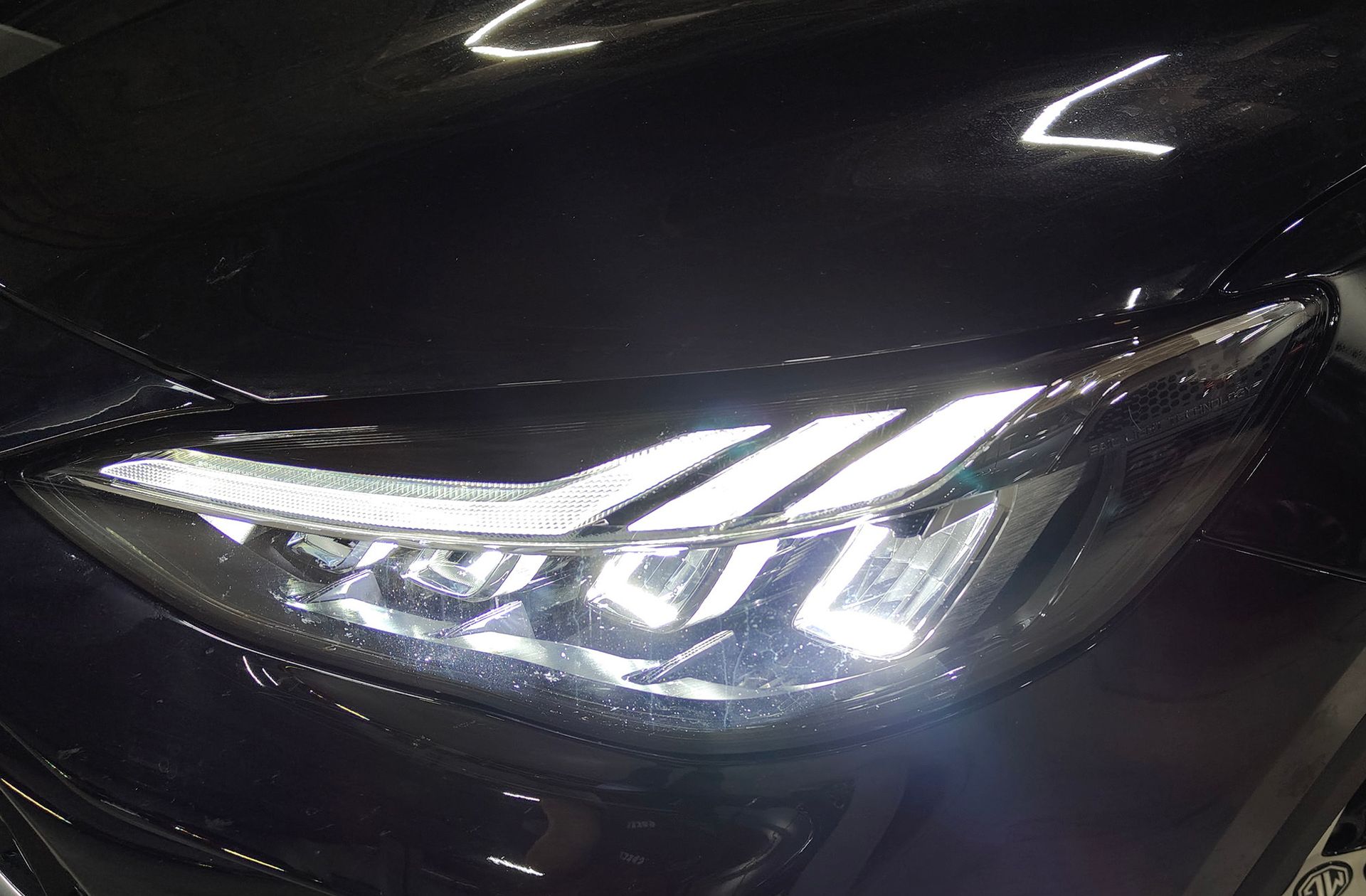 MG EHS 1.5 T-GDi PHEV Luxury - foto 19