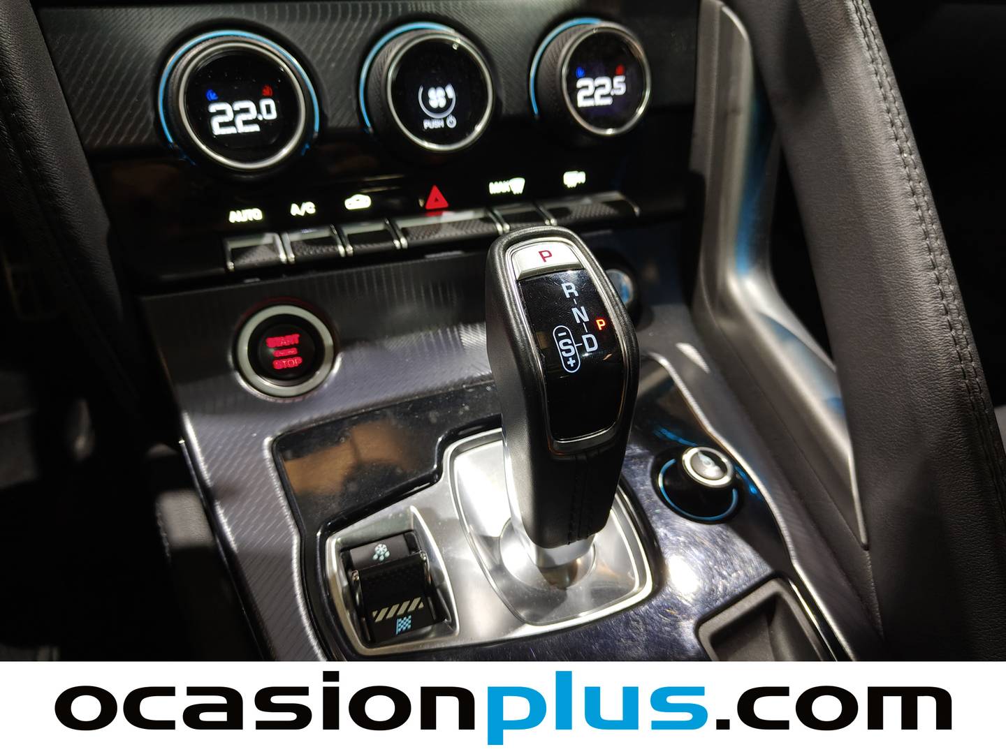 Foto Jaguar F-Type Jaguar F-TYPE Coupe 2.0 i4 R-Dynamic Auto 221 kW (300 CV)