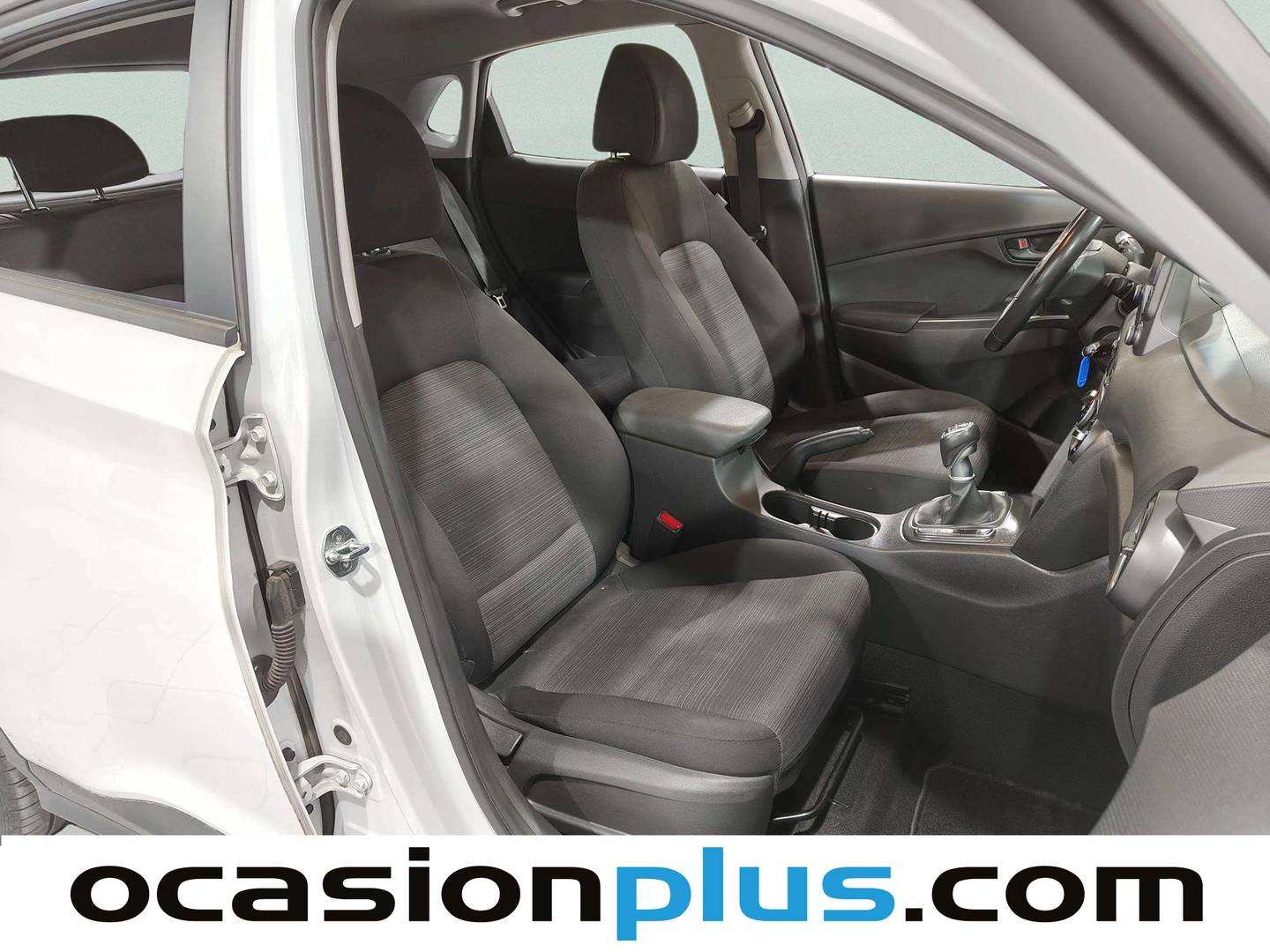 Foto Hyundai Kona Hyundai Kona 1.0 TGDi Essence 4x2 (120 CV)