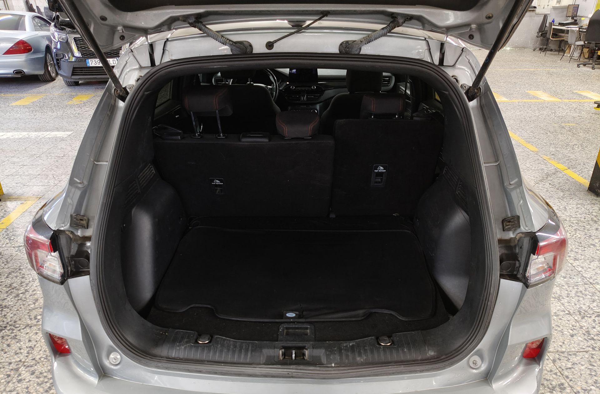 Ford Kuga 1.5 EcoBlue ST-Line - foto 19