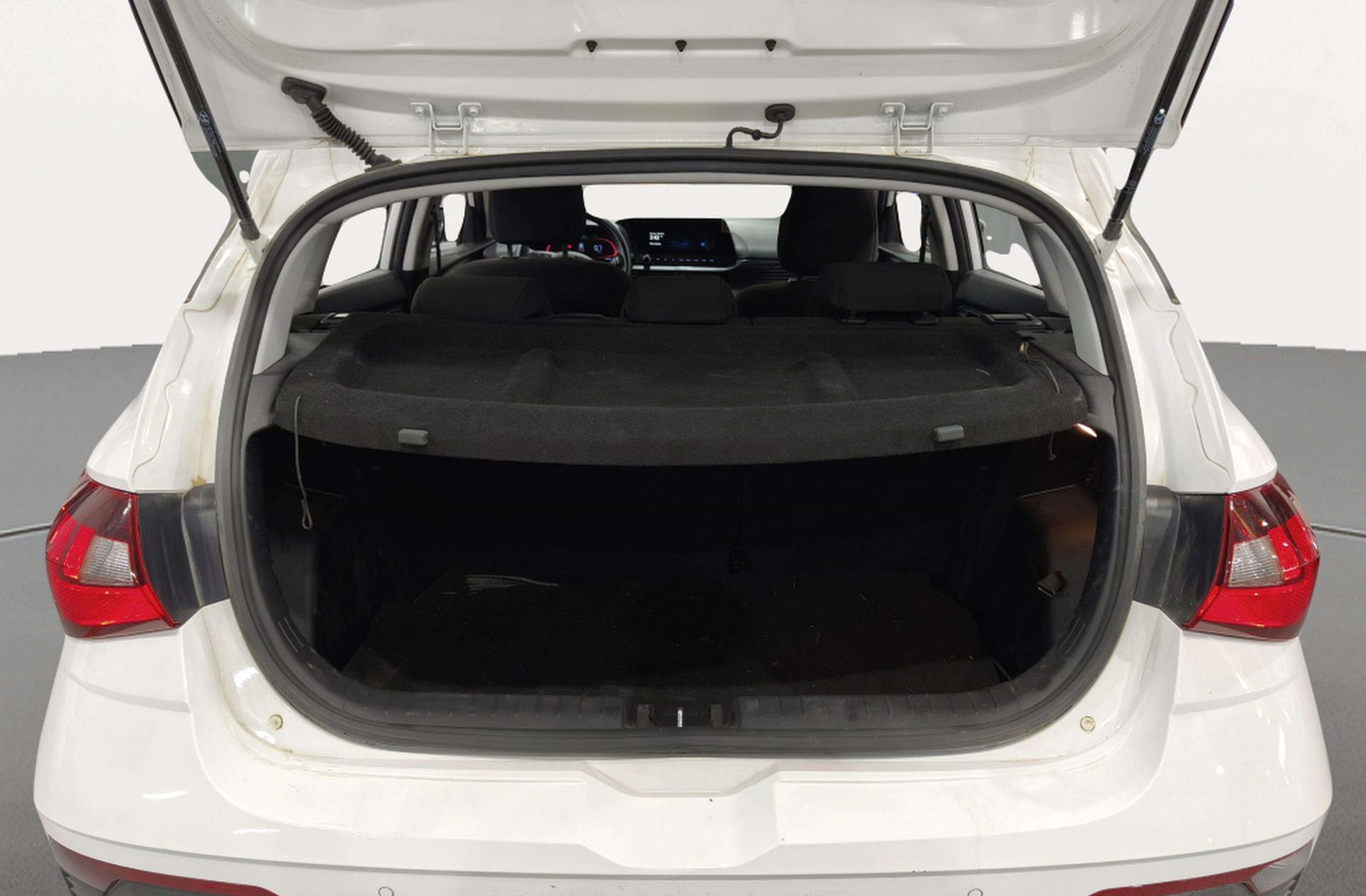 Hyundai i20 1.2 MPI Essence - foto 15