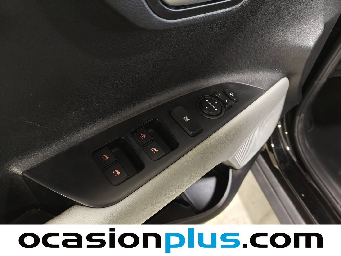 Foto KIA Stonic Kia Stonic 1.2 CVVT Eco-Dynamic Tech (84 CV)