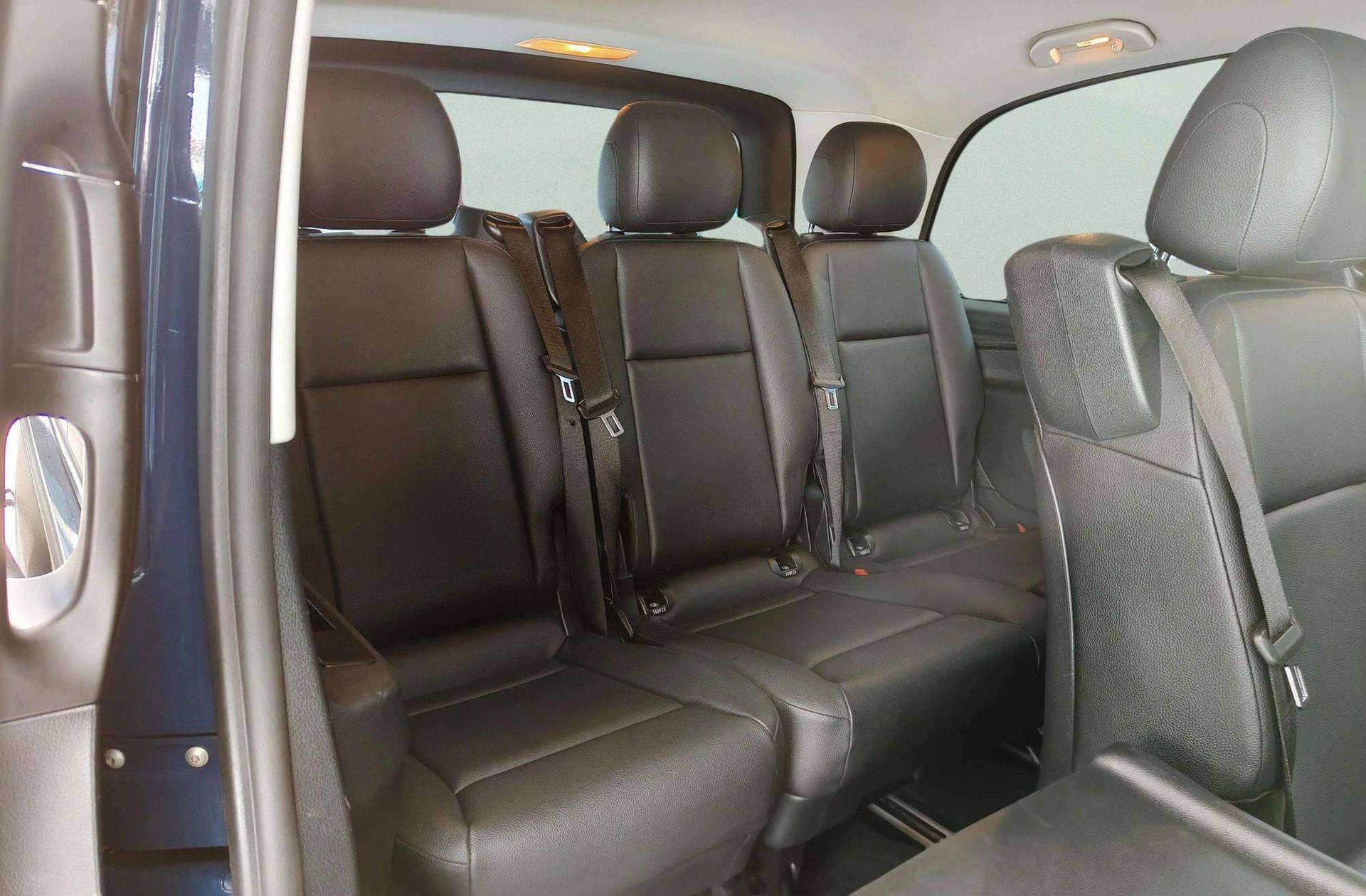Mercedes-Benz Vito Combi 114 CDI Tourer Base Compacta 8 plazas - foto 13