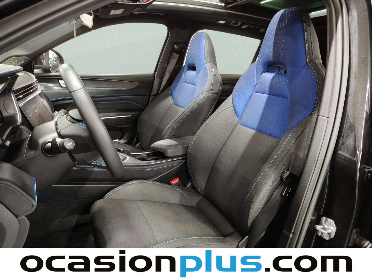 Foto asientos delanteros Lynk & Co 01 Lynk & Co 01 1.5 PHEV 6.6kW (261 CV)