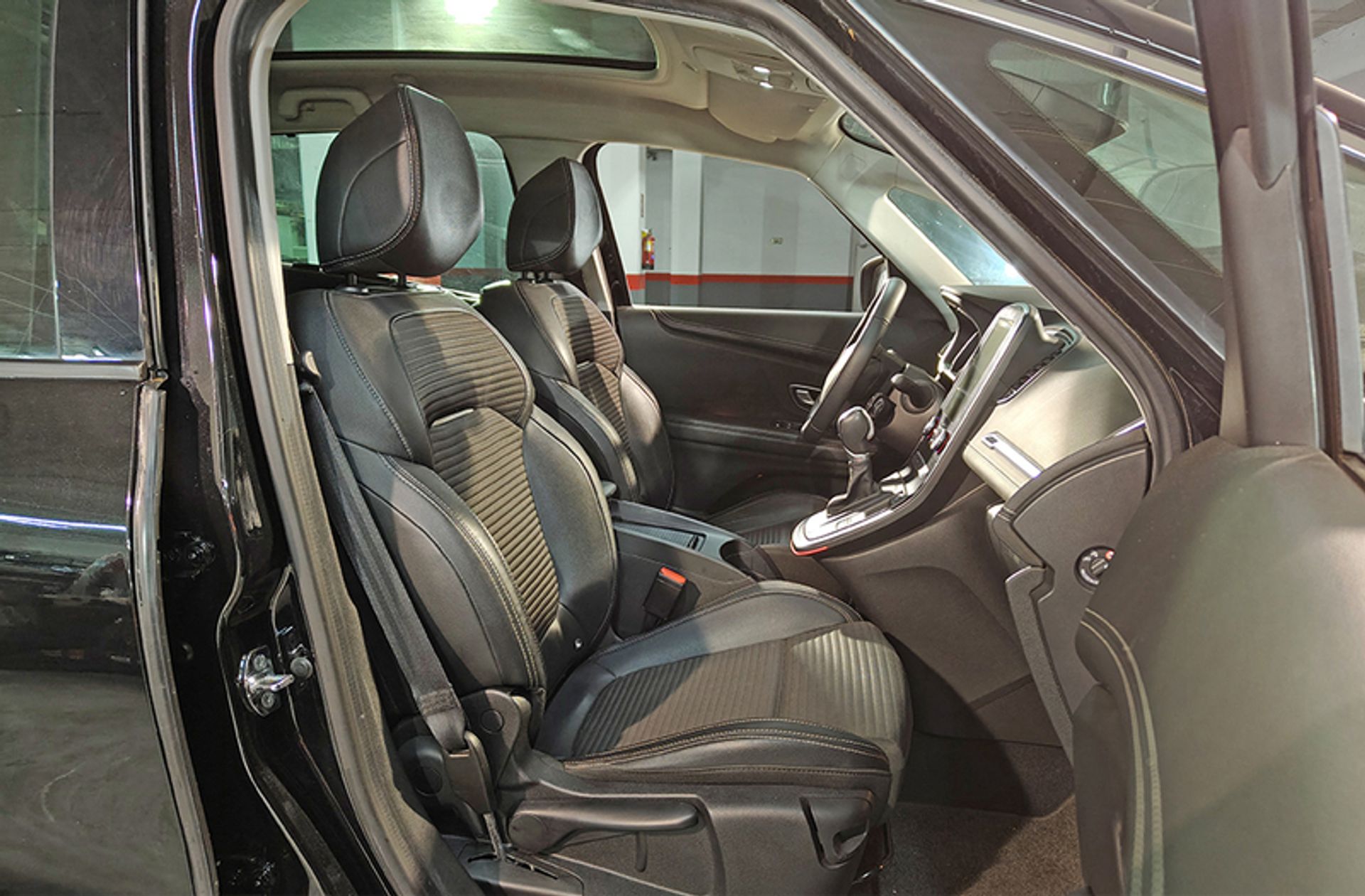 Renault Grand Scénic Zen Energy TCe EDC 7 plazas - foto 30