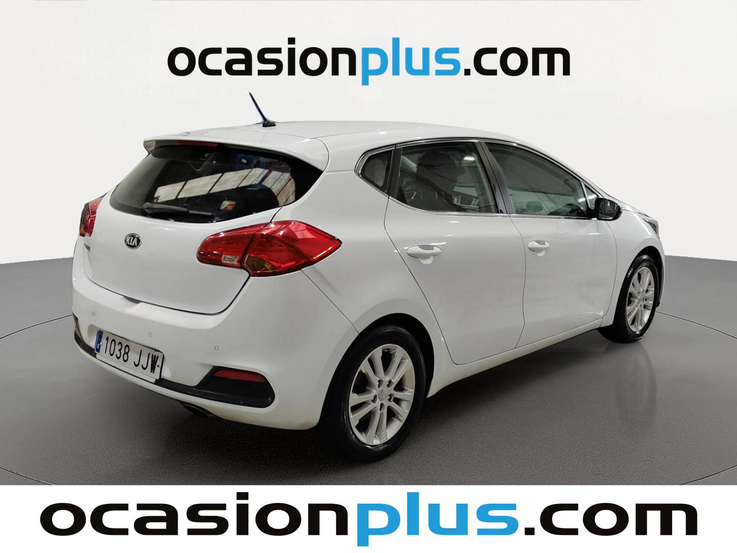Foto trasera KIA Ceed KIA Ceed 1.4 CVVT Drive (100 CV) izquierda