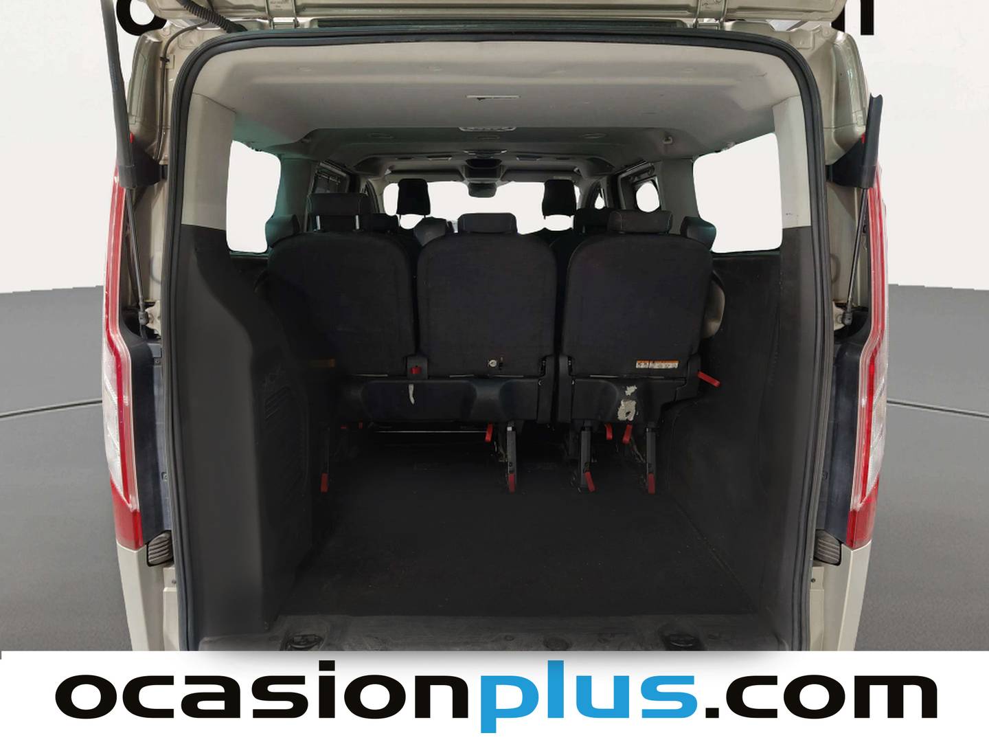 Fotos maletero Ford Tourneo Custom Ford Tourneo Custom 2.0 TDCI L1 Titanium (170 CV) 8 Plazas