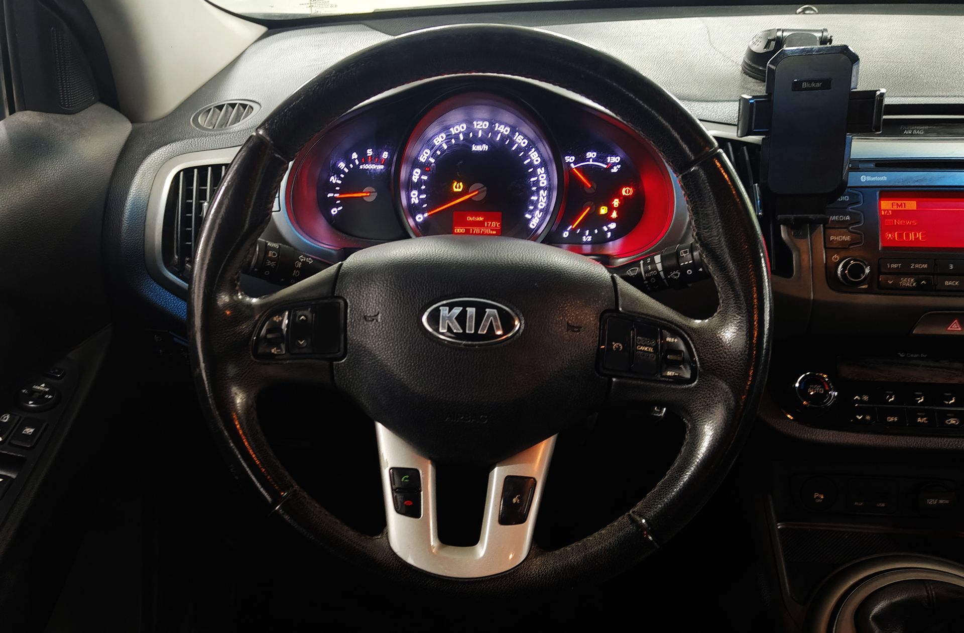 Kia Sportage 1.7 CRDi VGT Drive 4x2 - foto 18