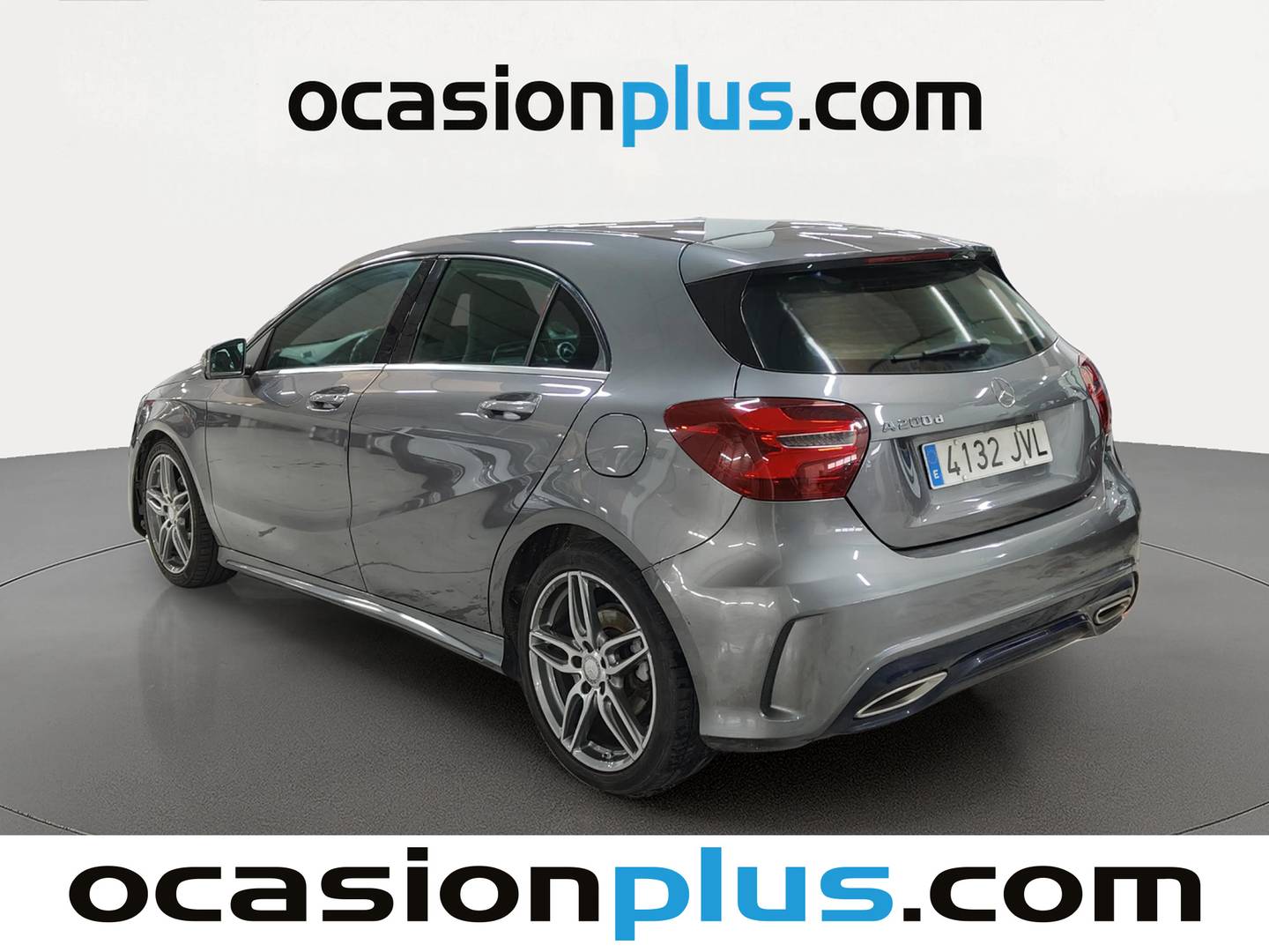 Foto trasera Mercedes Clase A Mercedes Clase A 200 d AMG Line (136 CV) derecha