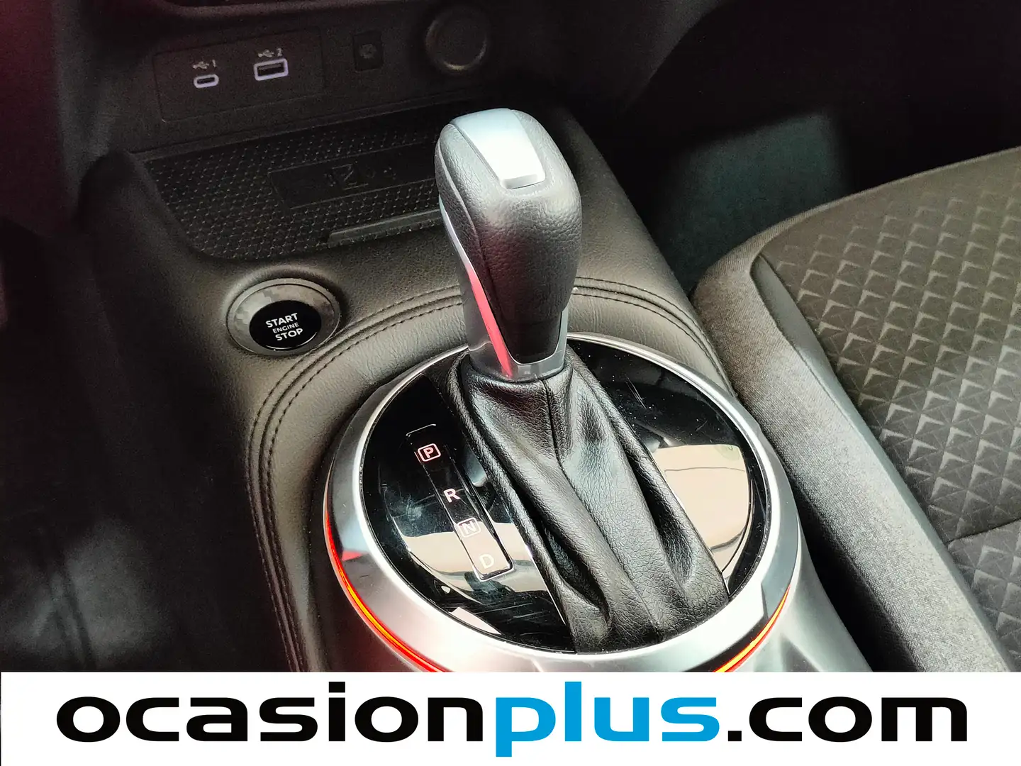 Foto Nissan JUKE Nissan Juke DIG-T N-Connecta 4x2 DCT (114 CV)