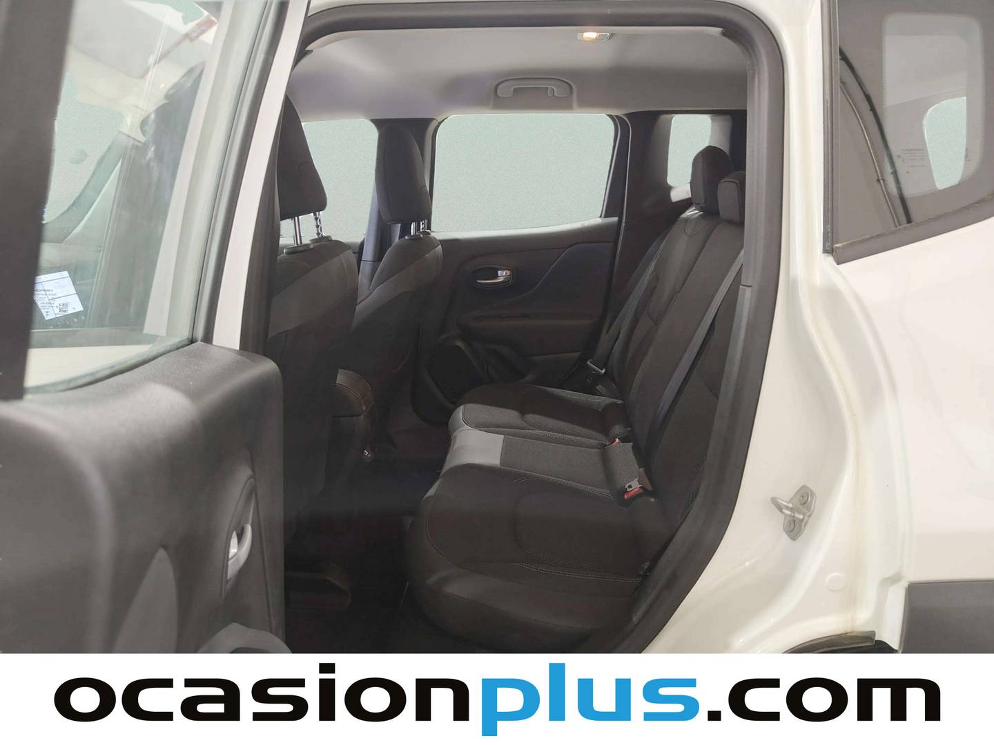 Foto asientos traseros Jeep Renegade Jeep Renegade eHybrid 1.5 Limited ATX (130 CV)