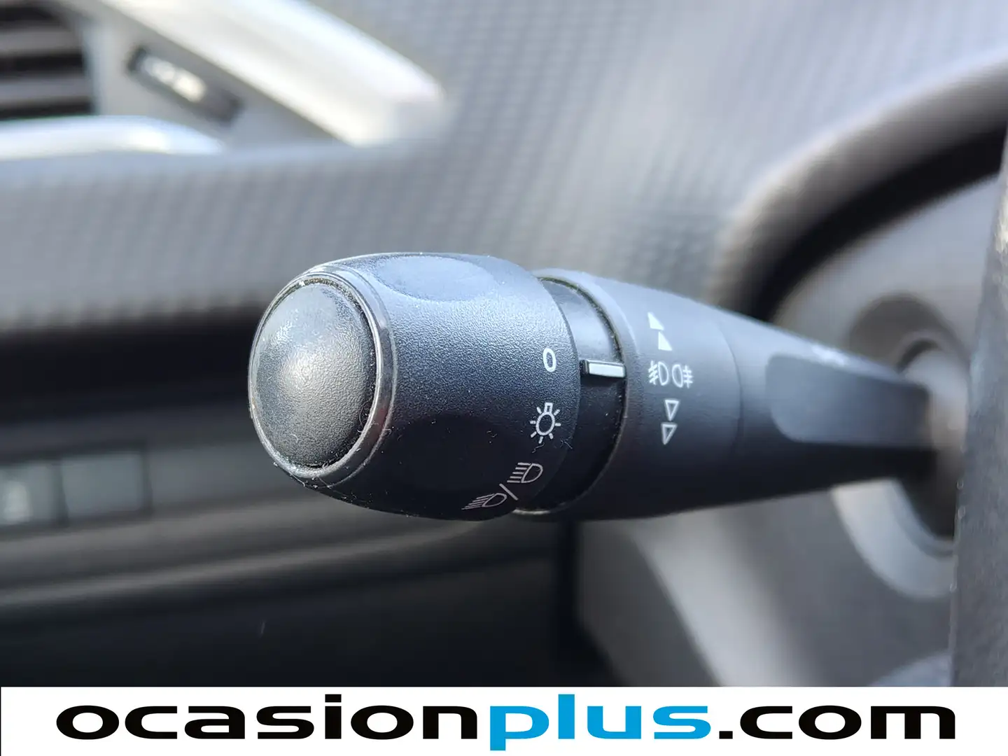 Foto Peugeot 2008 Peugeot 2008 BlueHDi 100 Style (100 CV)