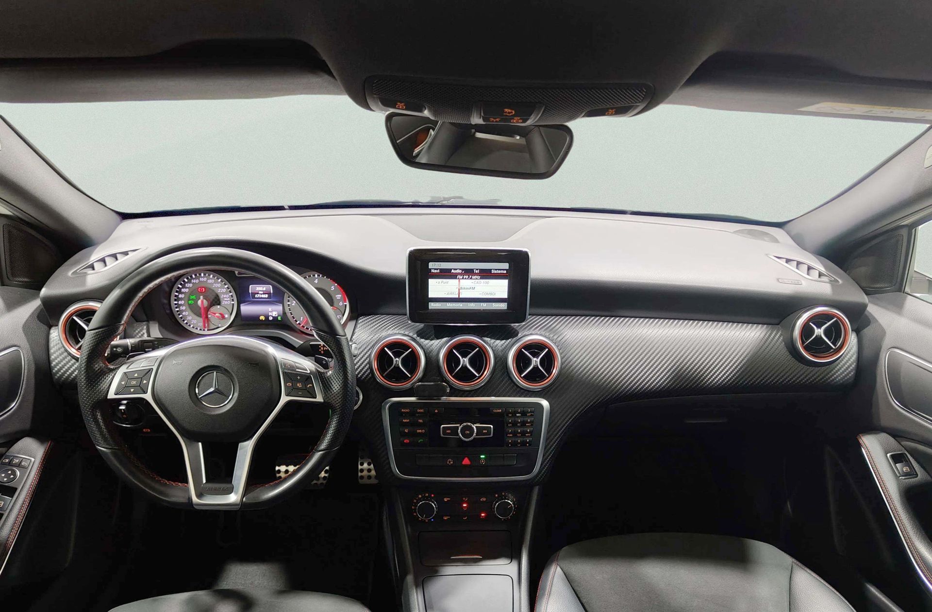 Mercedes-Benz Clase A 200 CDI AMG Line - foto 6