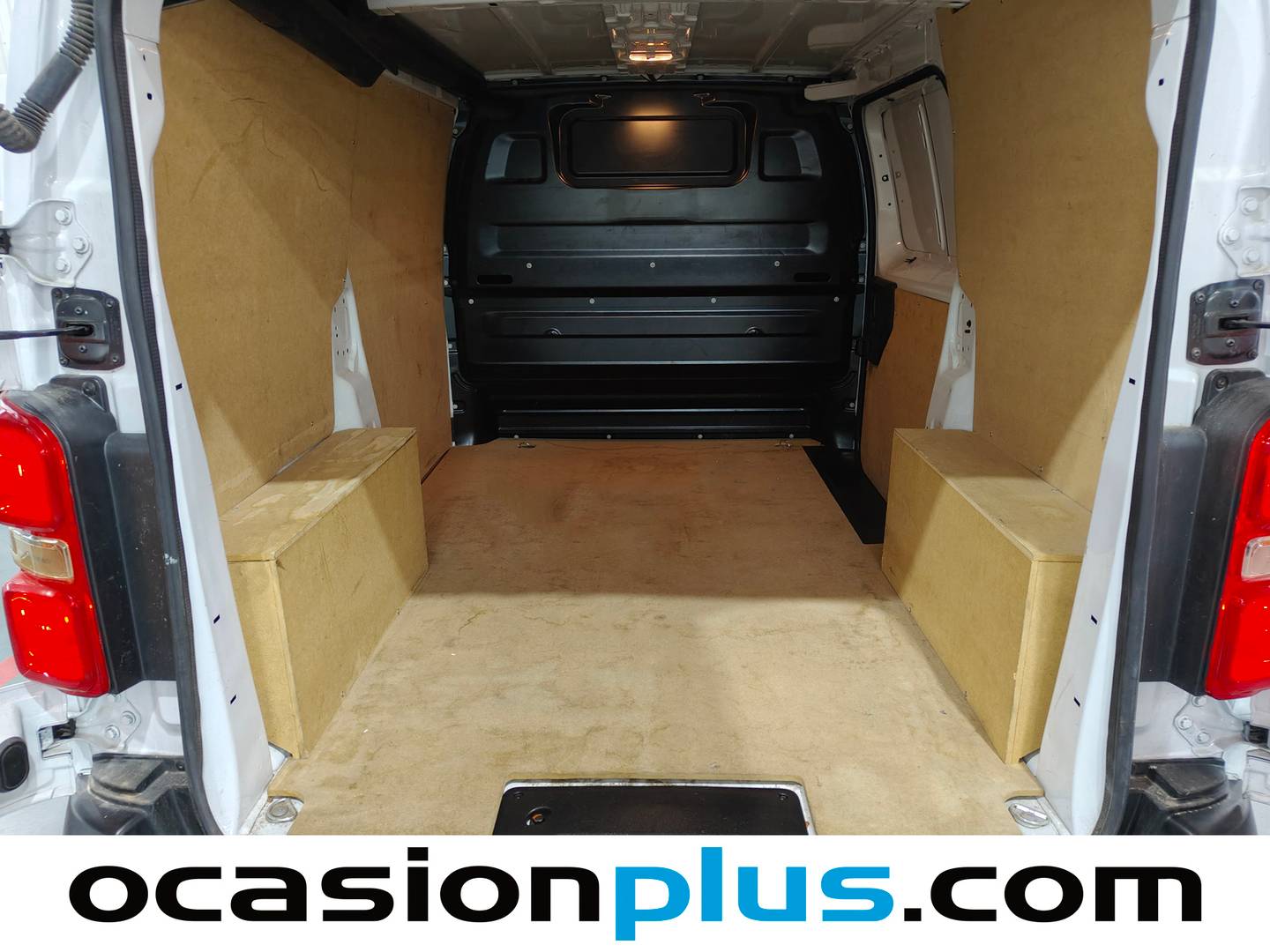 Fotos maletero Fiat Scudo Fiat Scudo Furgon 1.5 Bluehdi L2 (120 CV)