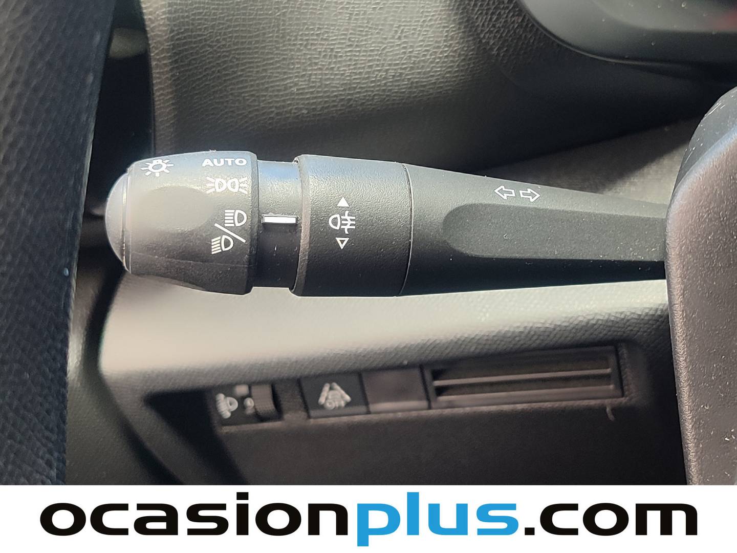 Citroën C4 Citroën C4 BlueHDi 110 S&S Live Pack (110 CV) de segunda mano
