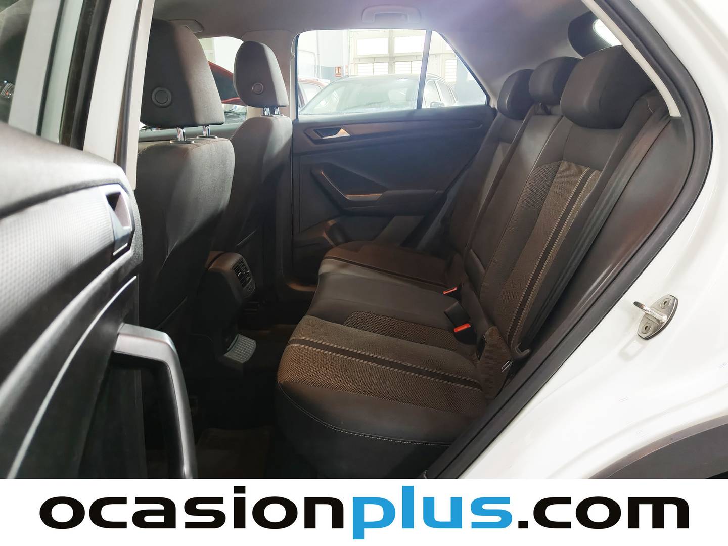 Foto asientos traseros Volkswagen T-Roc Volkswagen T-Roc Advance 1.0 TSI (115 CV)