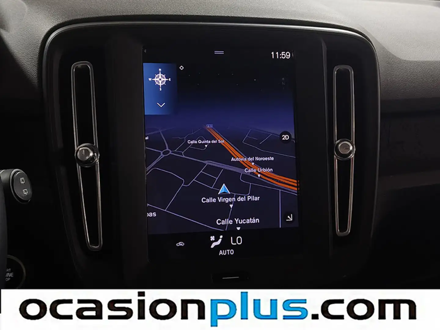 Foto Volvo XC40 Volvo XC40 T2 Essential (129 CV)