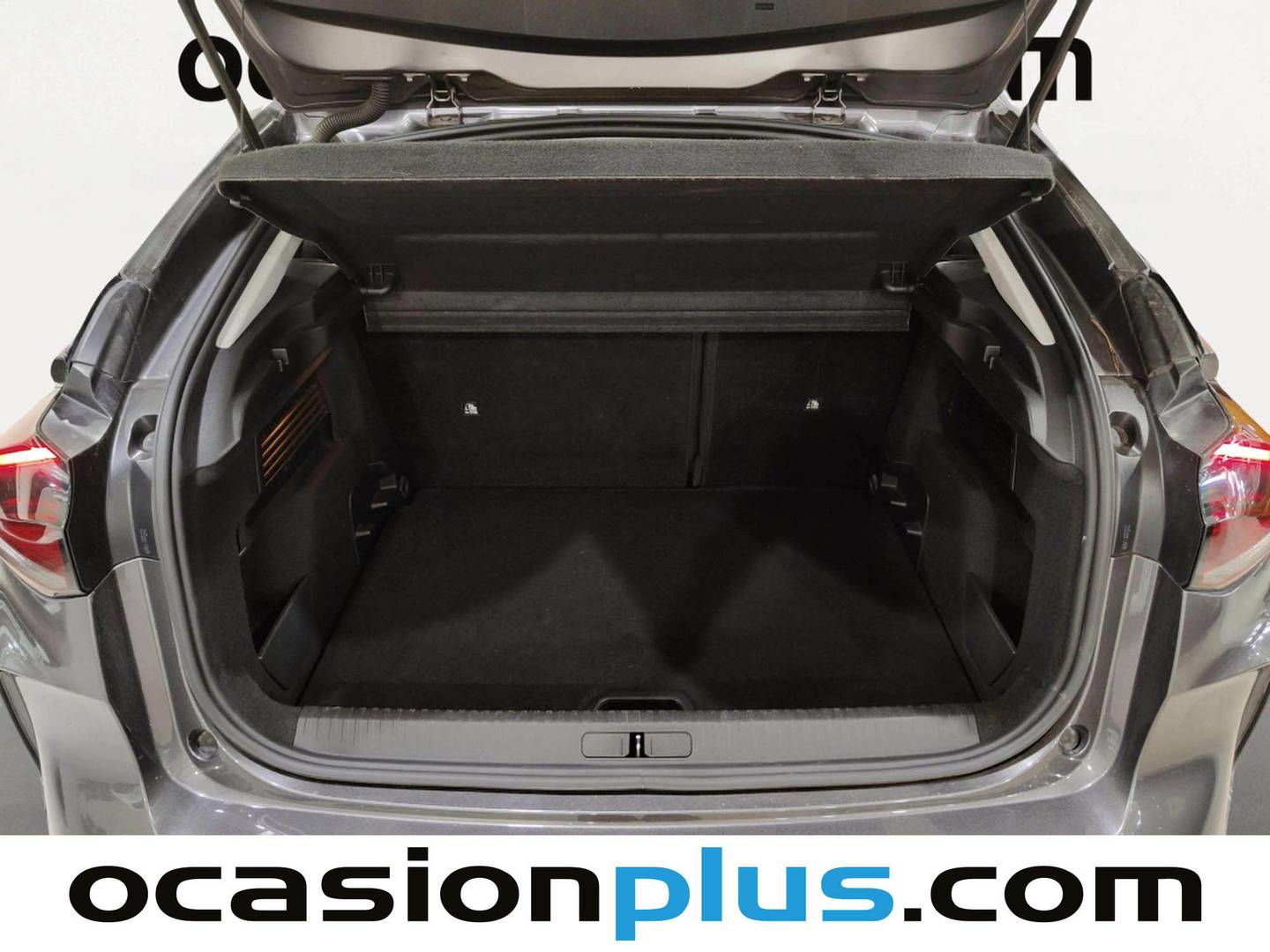 Fotos maletero Citroën C4 Citroën C4 PureTech 130 S&S 6v Feel Pack EAT8 (130 CV)