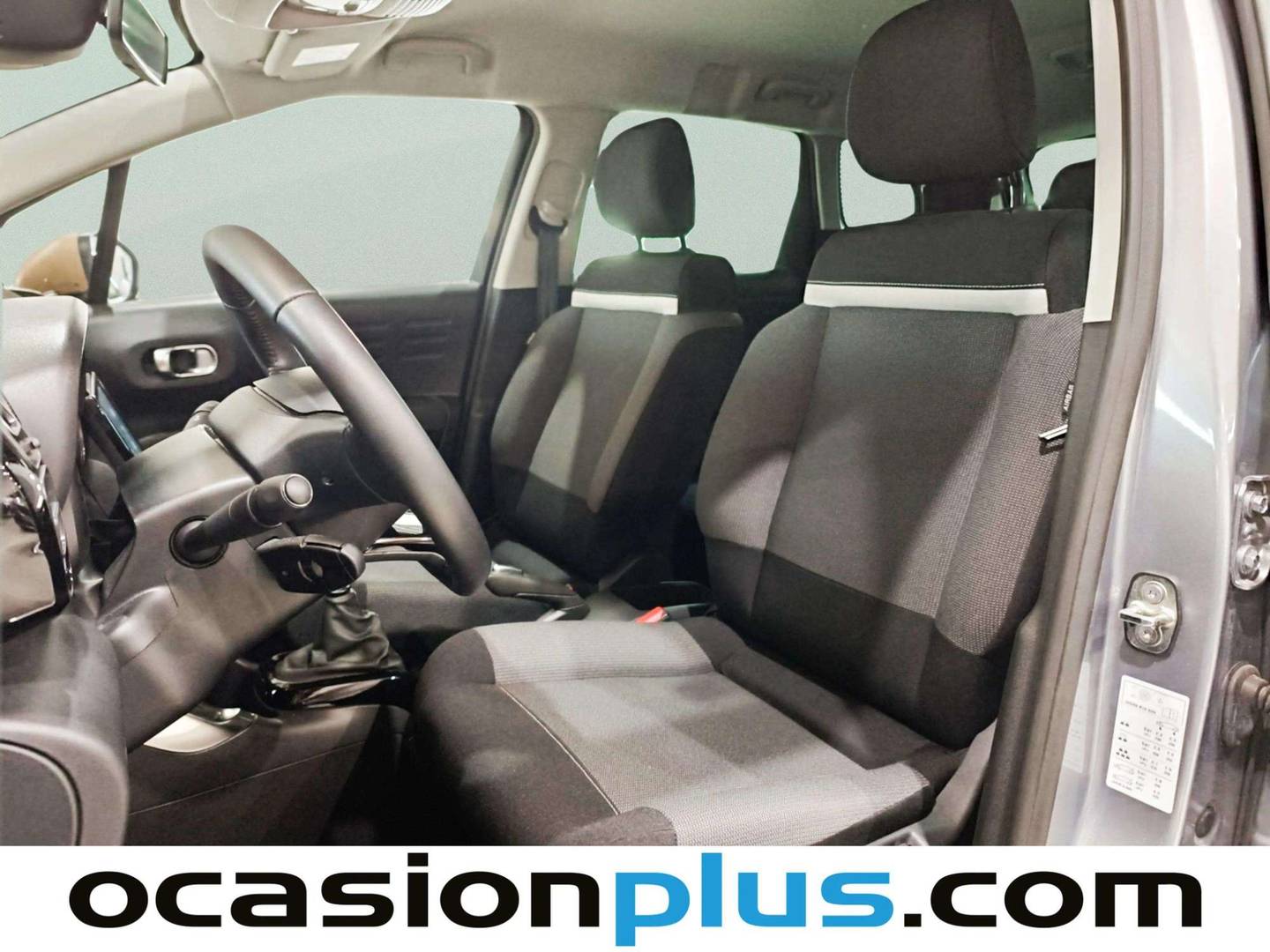 Foto asientos delanteros Citroën C3 Aircross Citroën C3 Aircross PureTech 110 S&S C-Series (110 CV)