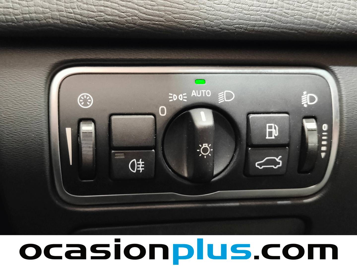 Equipamiento del Volvo XC60 Volvo XC60 D3 Kinetic (150 CV)