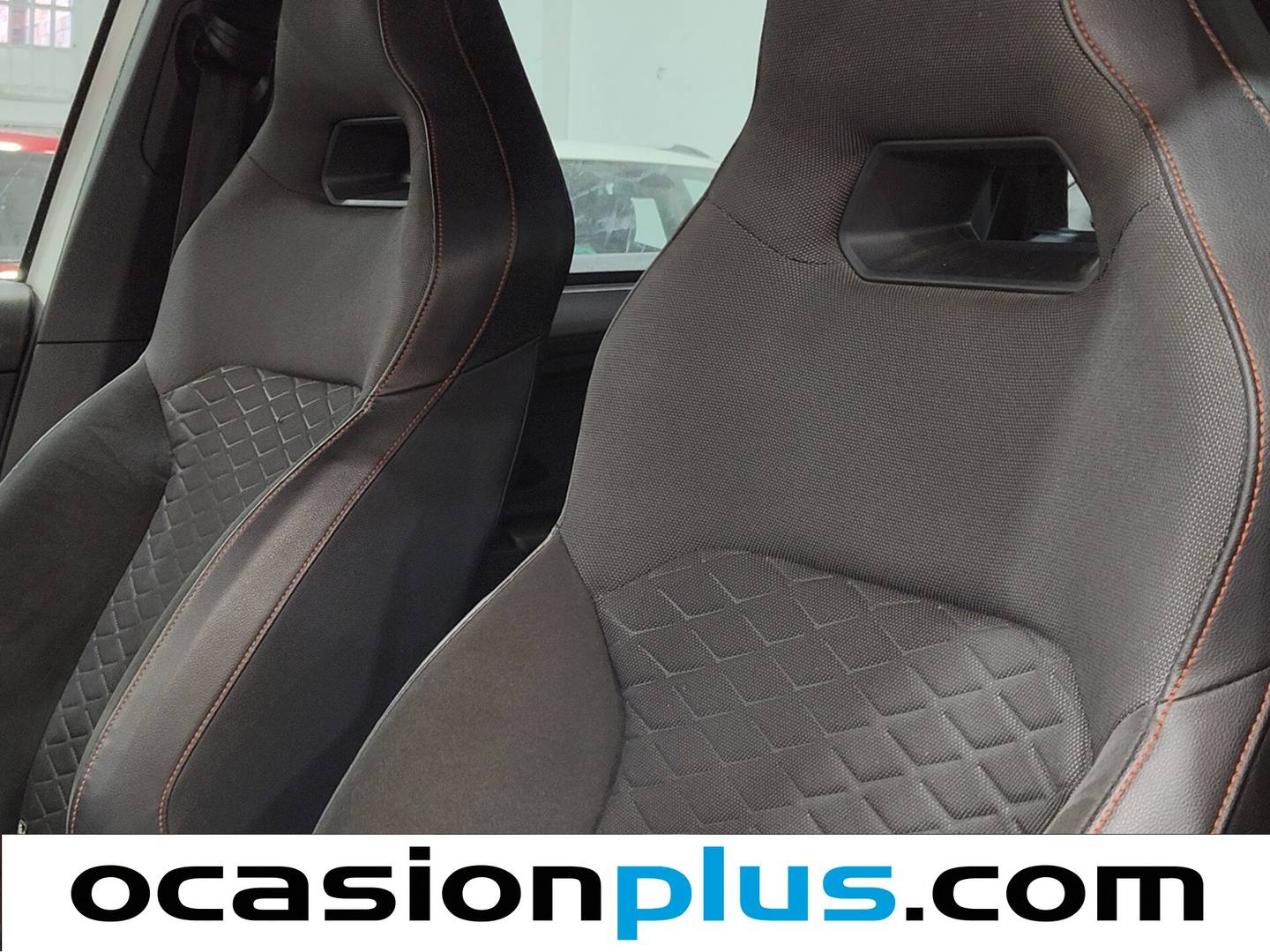 Equipamiento del Seat Tarraco Seat Tarraco 2.0 TDI S&S FR Edition 4Drive DSG (190 CV)7 Plazas