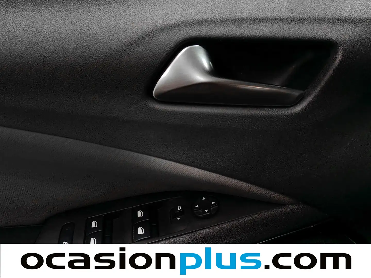 Foto Opel Crossland X Opel Crossland X 1.2 S&S Design Line 120 Aniversario (110 CV)