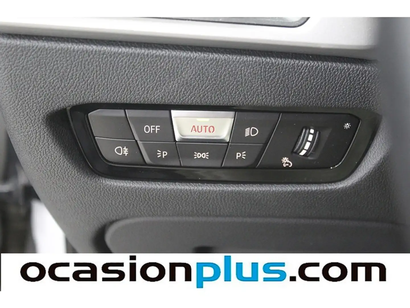 Foto BMW Serie 3 BMW Serie 3 318d Touring (150 CV)