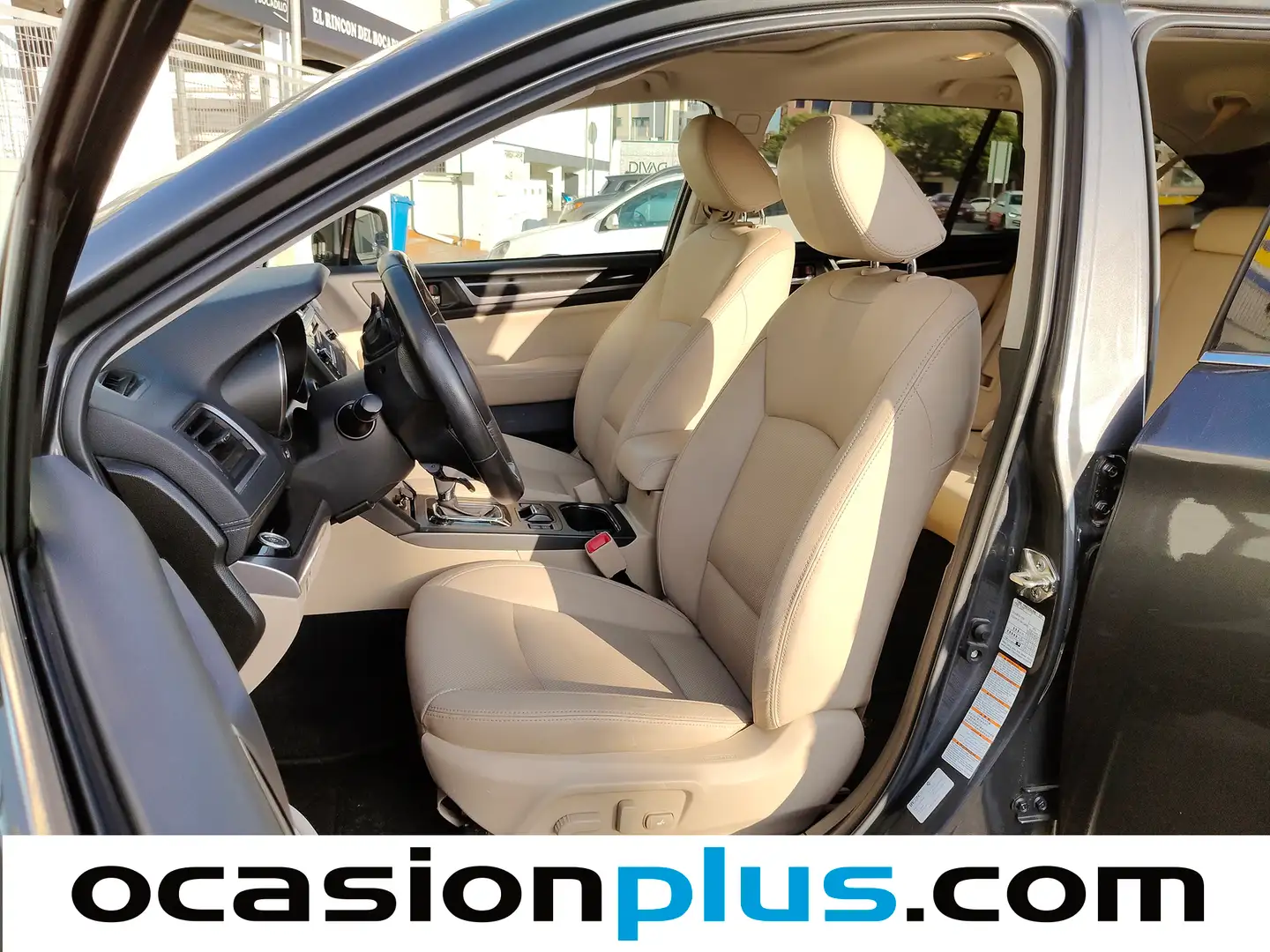 Foto Subaru Outback Subaru Outback 2.5 Executive Plus S CVT Lineartronic AWD (175 CV) Convertido a GLP