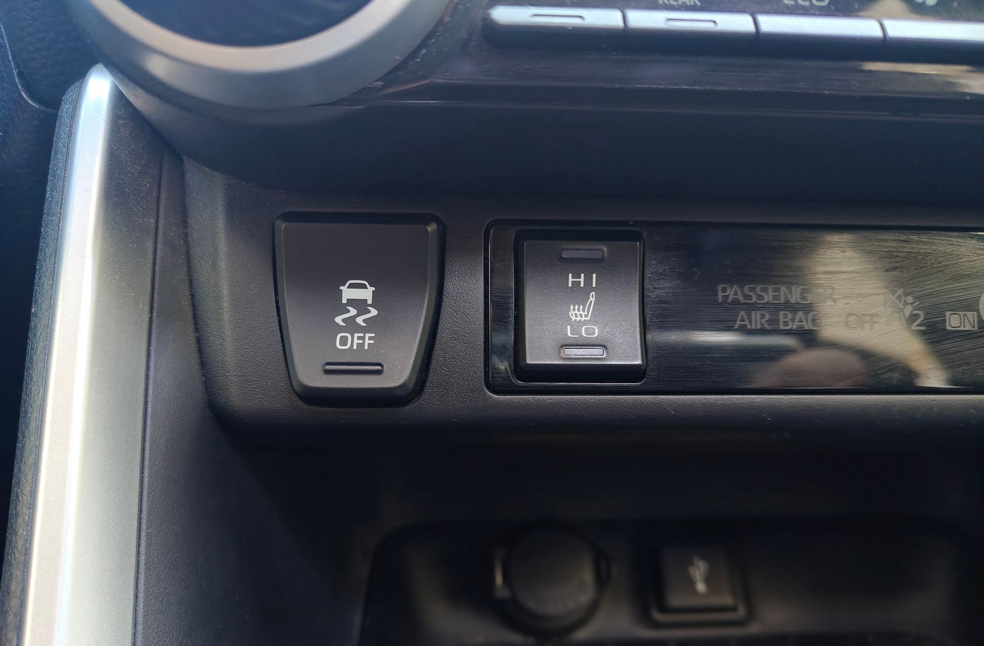Toyota RAV4 2.5l hybrid Feel! - foto 11
