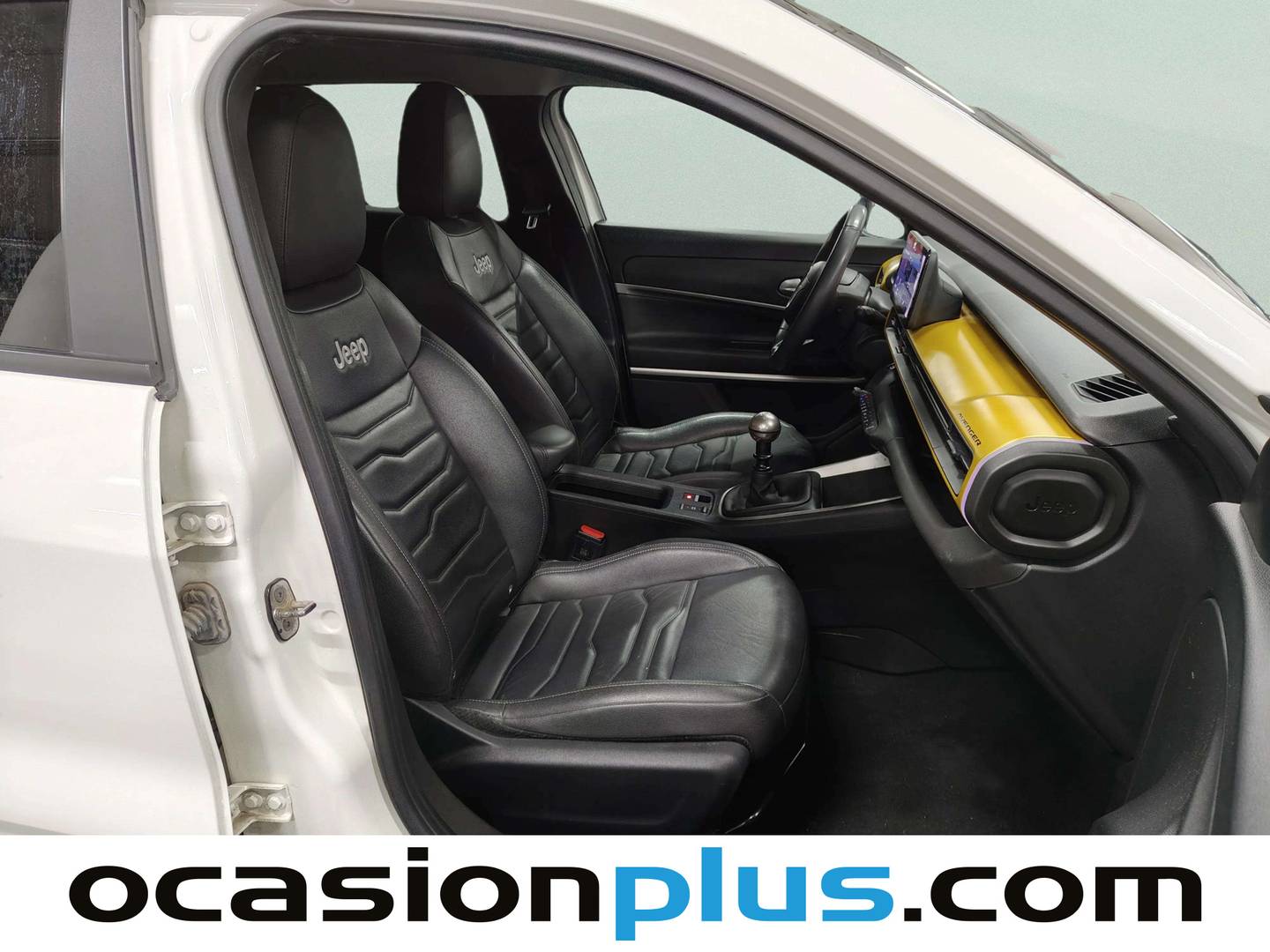 Foto Jeep Avenger Jeep Avenger 1.2 G Summit (100 CV)