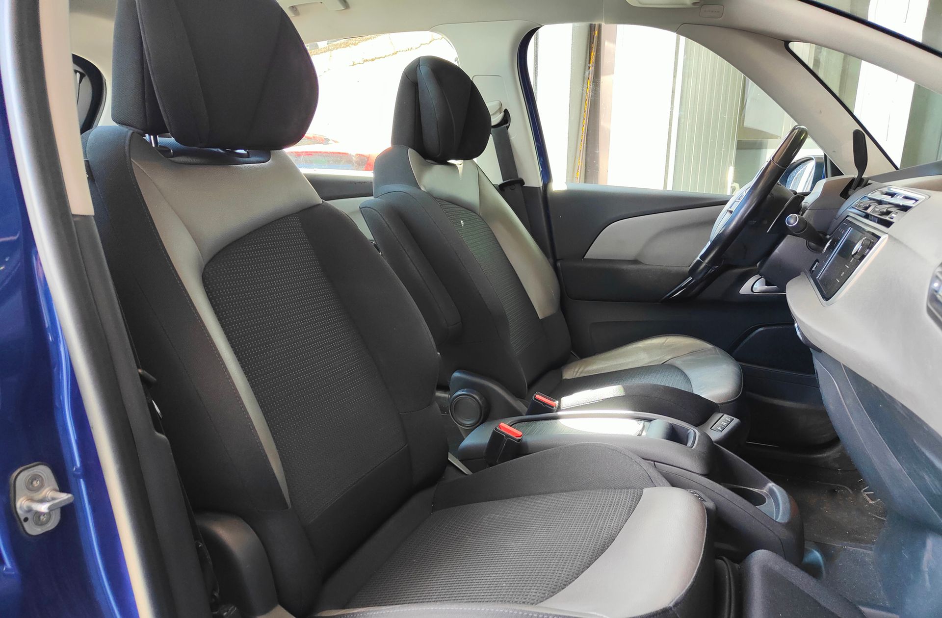 Citroën C4 Picasso PureTech 130 Shine EAT6 - foto 21
