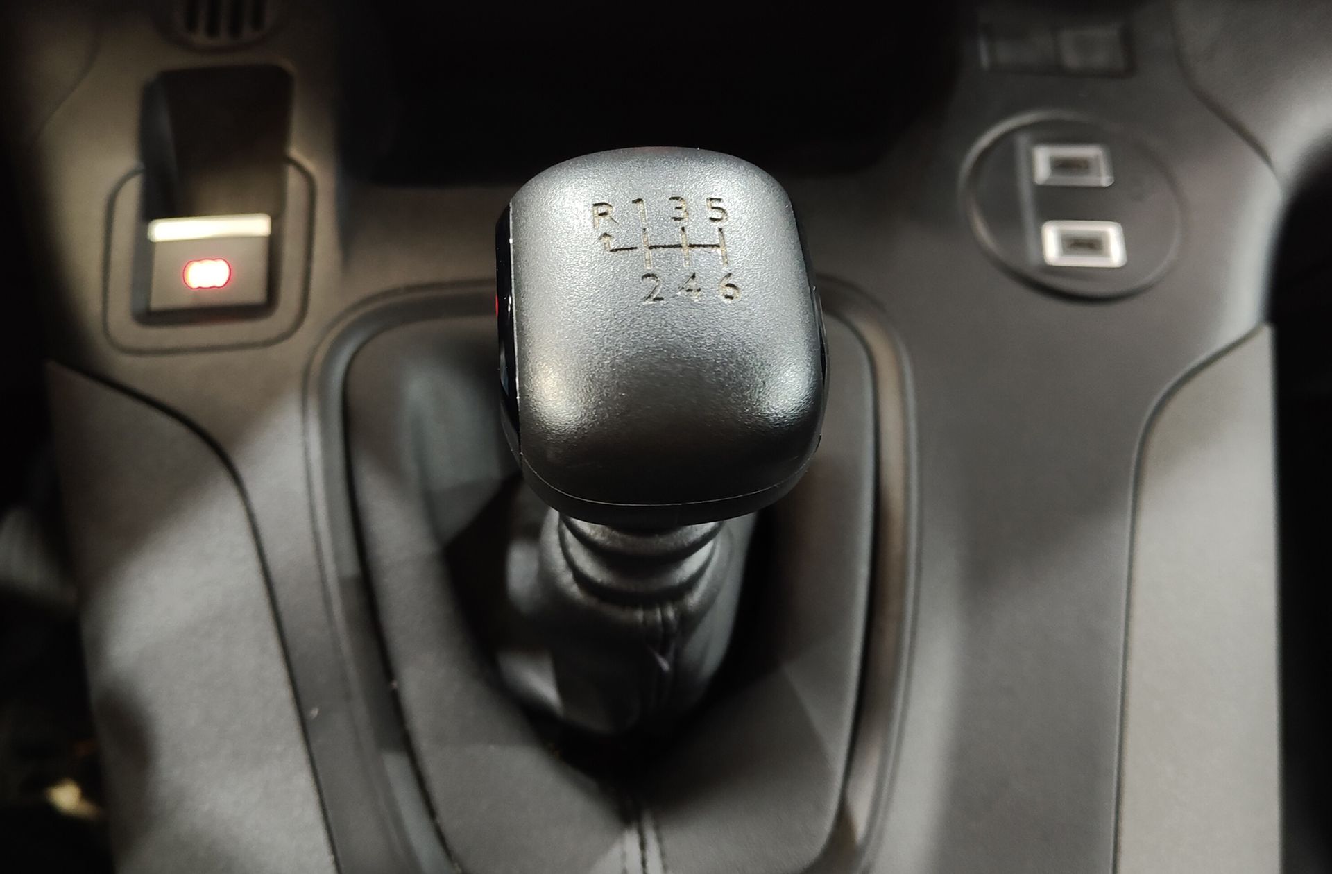 Peugeot Rifter BlueHDi 100 Allure Business Standard - foto 5