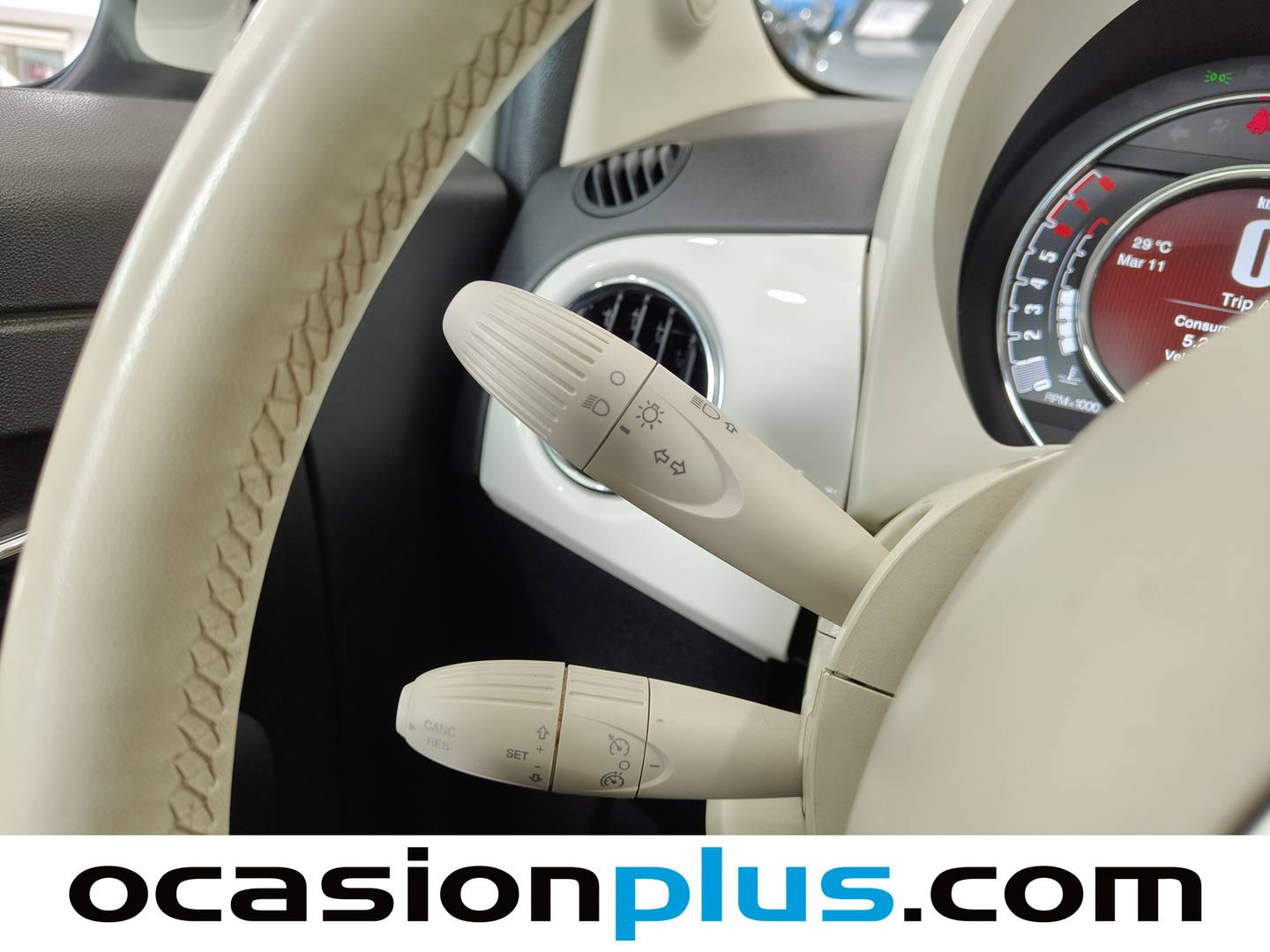 Equipamiento del Fiat 500 Fiat 500 1.0 Hybrid Dolcevita (70 CV)
