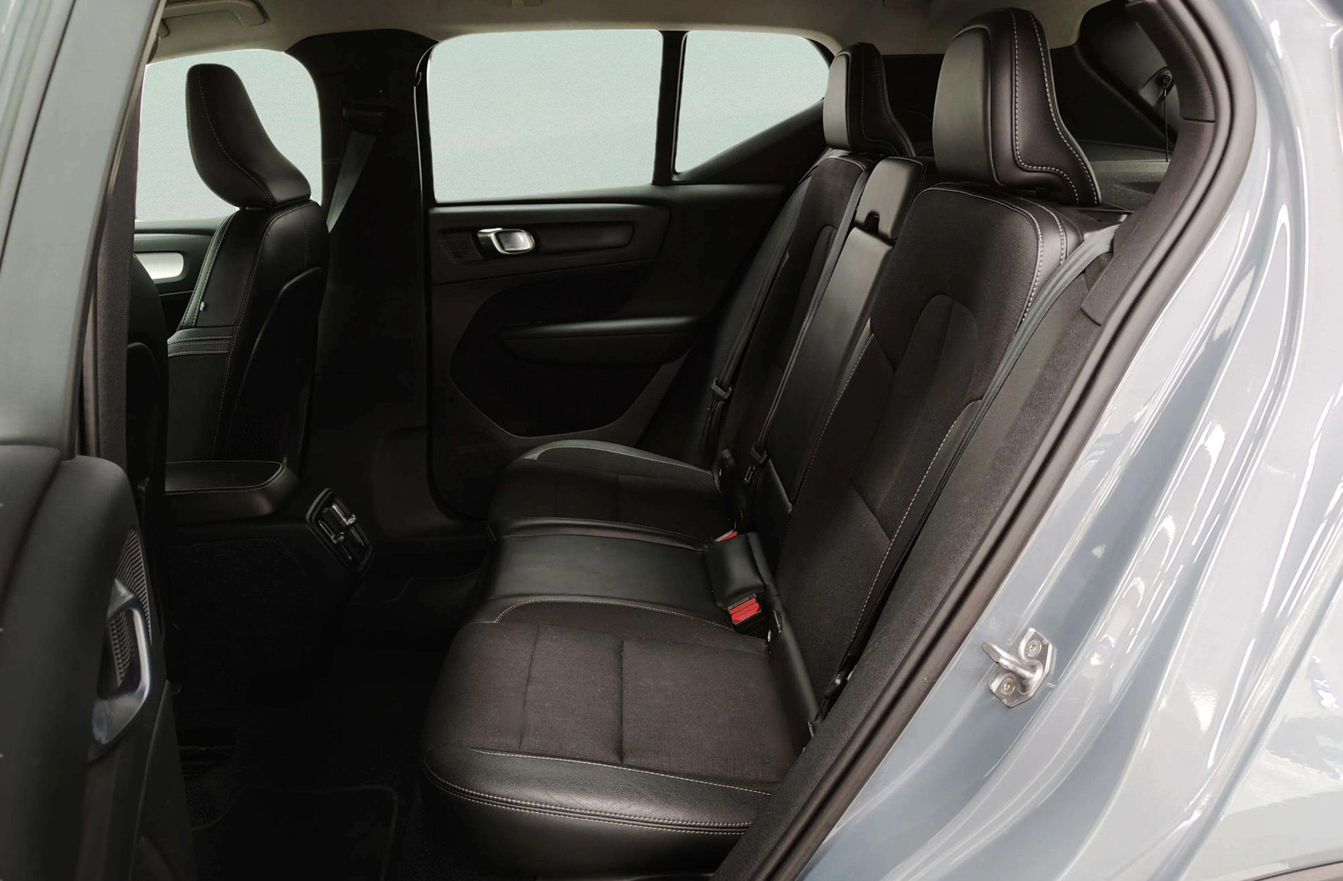 Volvo XC40 D3 Momentum AWD - foto 14