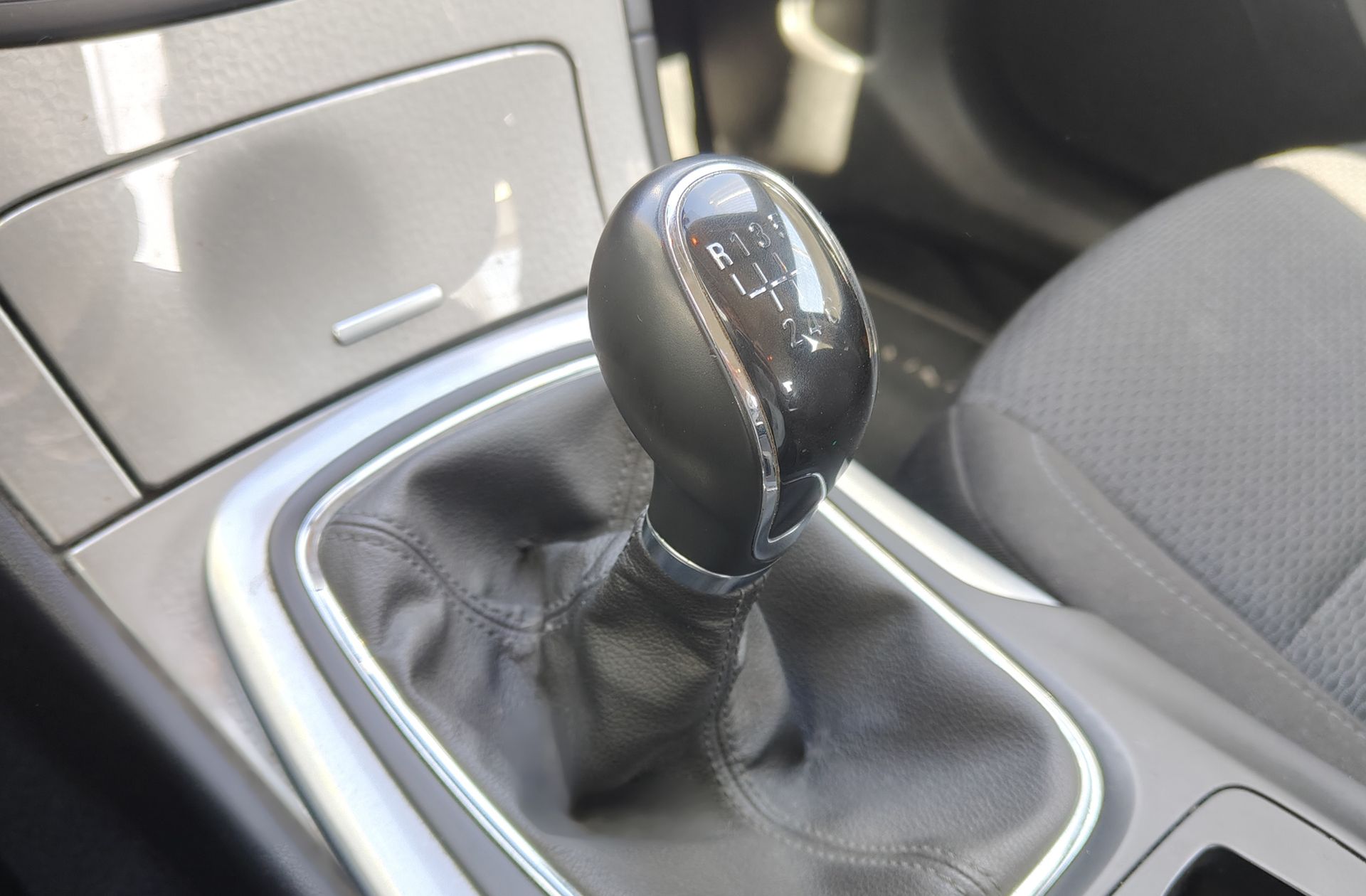 Opel Insignia 1.4 Turbo GLP ecoFlex Selective - foto 5