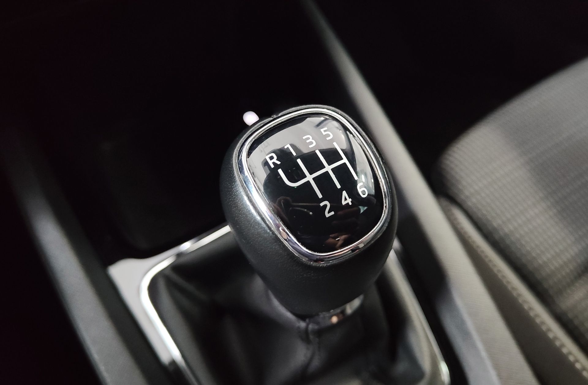 Škoda Octavia Combi 2.0 TDI Ambition - foto 5
