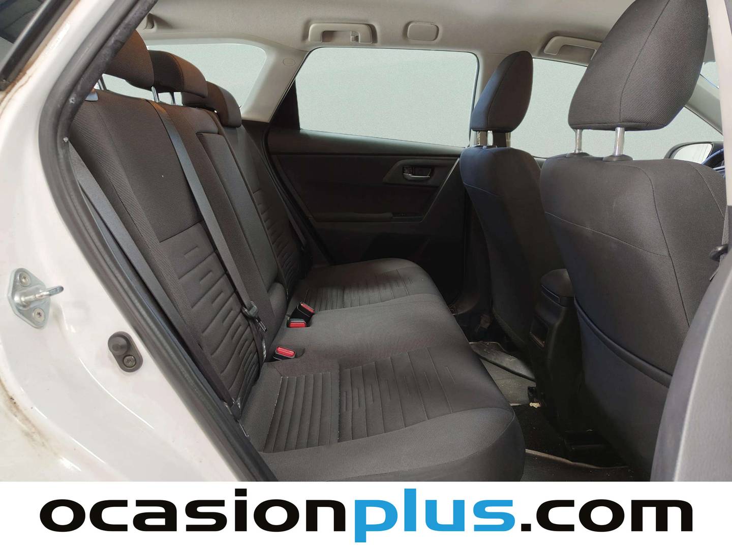 Toyota Auris Toyota Auris 140H Hybrid Touring Sports Active (136 CV) al mejor precio