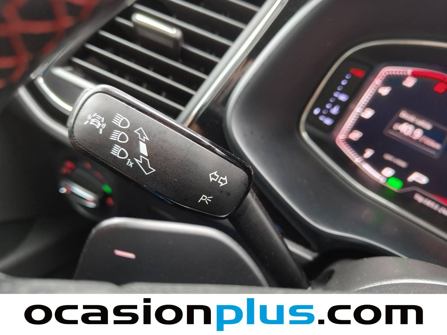 Foto Seat León SEAT León 2.0 TDI S&S FR DSG  (150 CV)