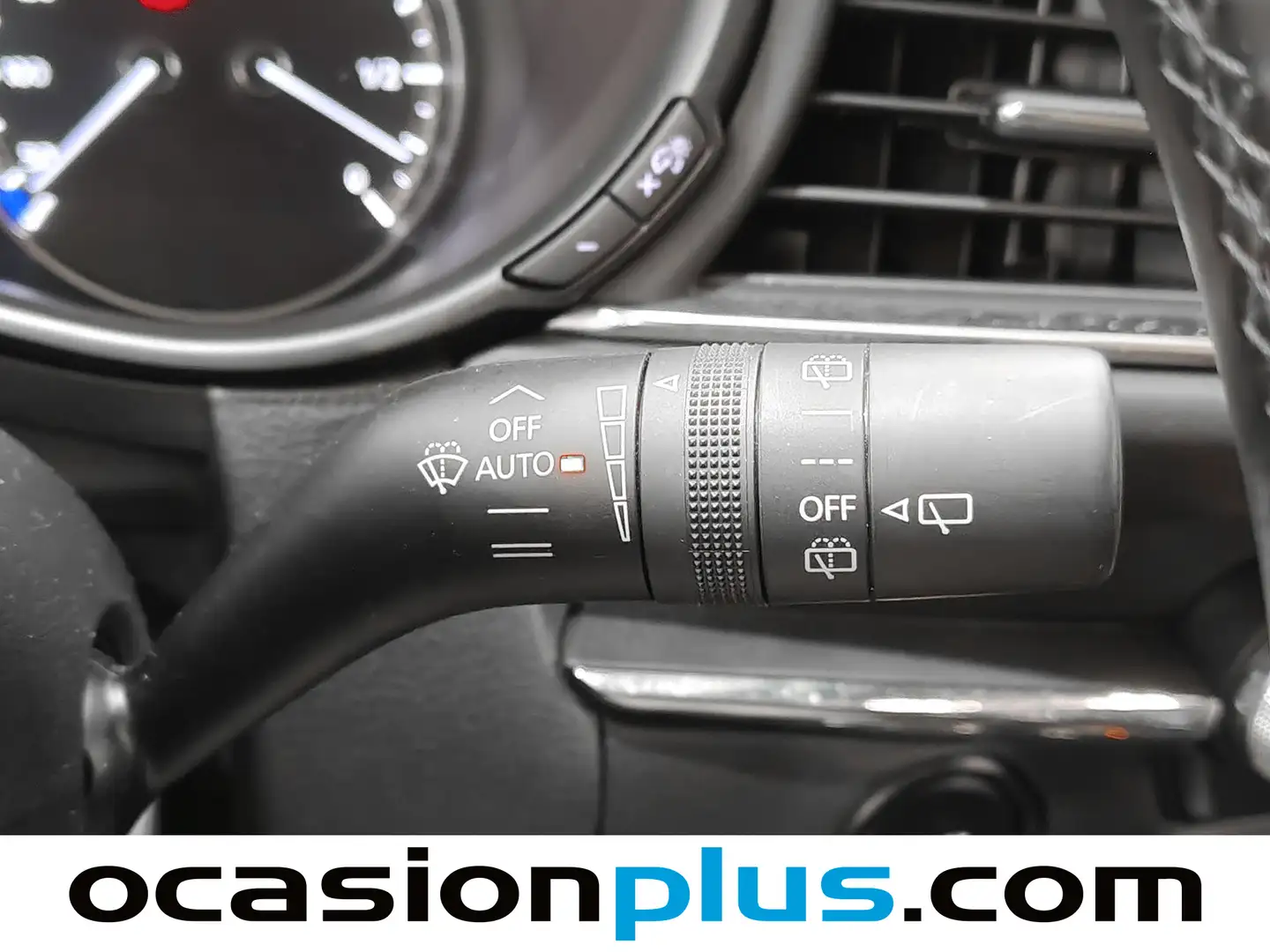 Foto Mazda CX-30 Mazda CX-30 e-SKYACTIV-X Homura 2WD AT (186 CV)