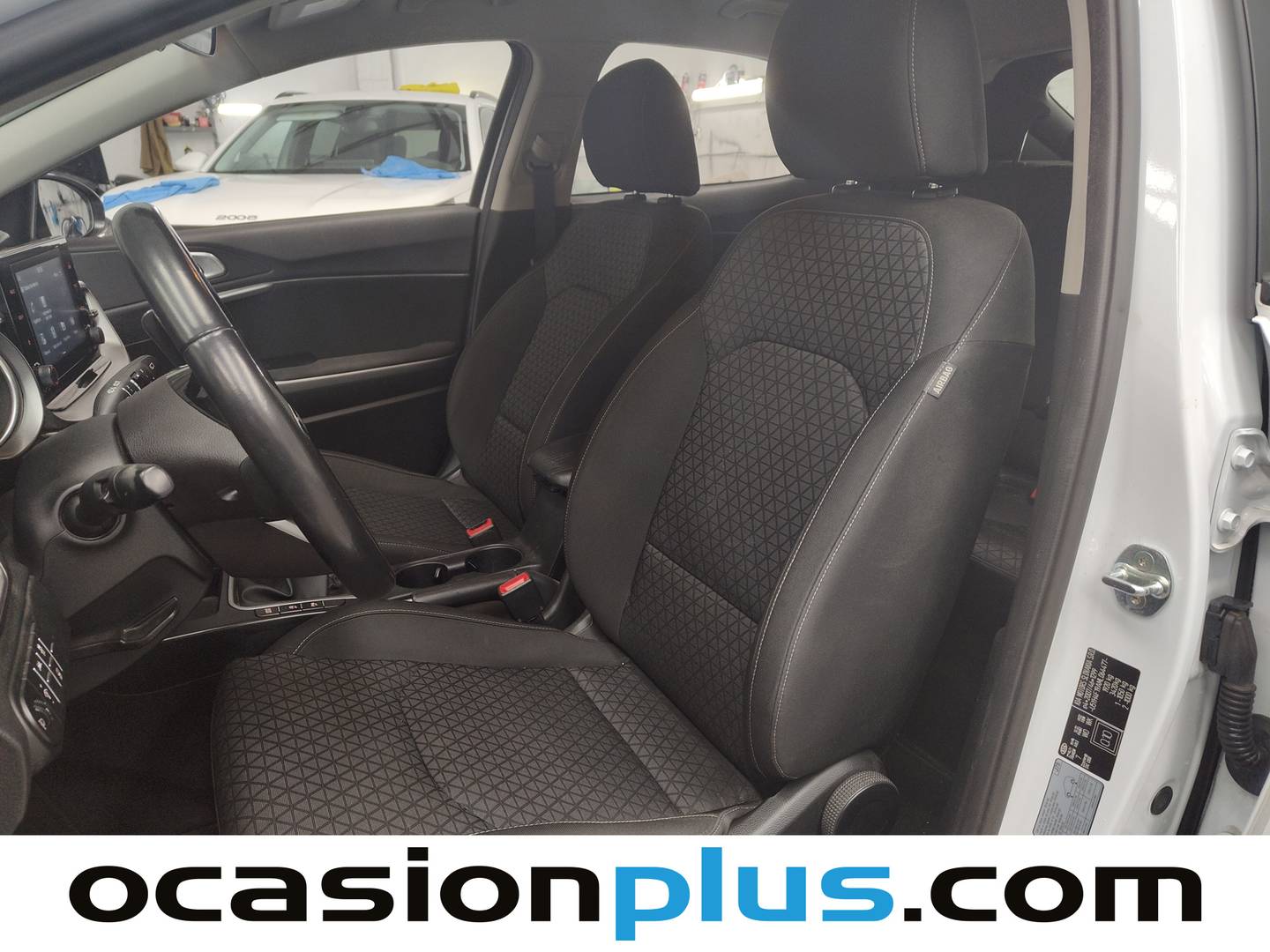 Foto asientos delanteros KIA XCeed KIA XCeed 1.6 MHEV Drive iMT (136 CV)