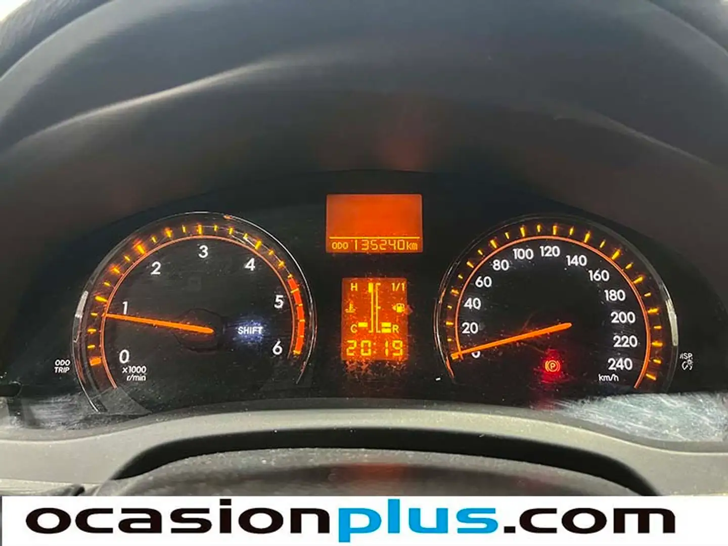 Foto Toyota Avensis Toyota Avensis 2.0 D-4D Active (126 CV)