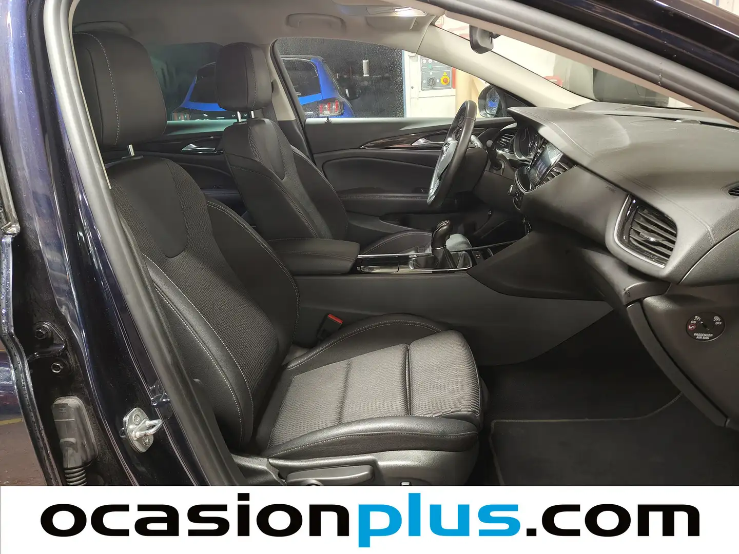 Foto Opel Insignia Opel Insignia Sports Tourer 1.6 CDTI D Innovation (136 CV)