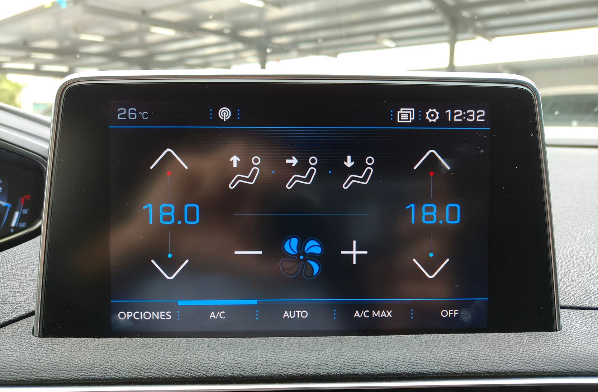 Peugeot 5008 PureTech 130 GT Line EAT8 7 plazas - foto 36