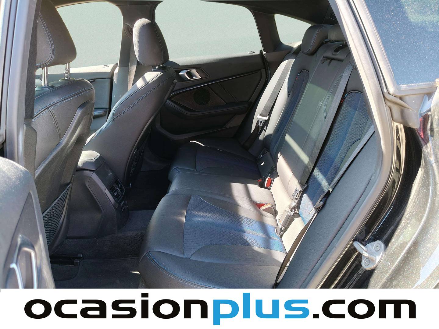 Foto asientos traseros BMW Serie 2 BMW Serie 2 218i Gran Coupe (140 CV)