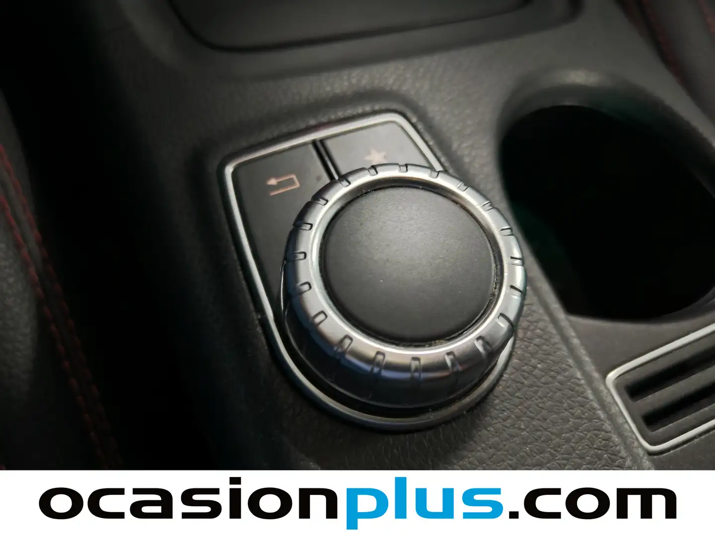 Foto Mercedes GLA Mercedes-Benz GLA GLA 200 AMG Line (156 CV)