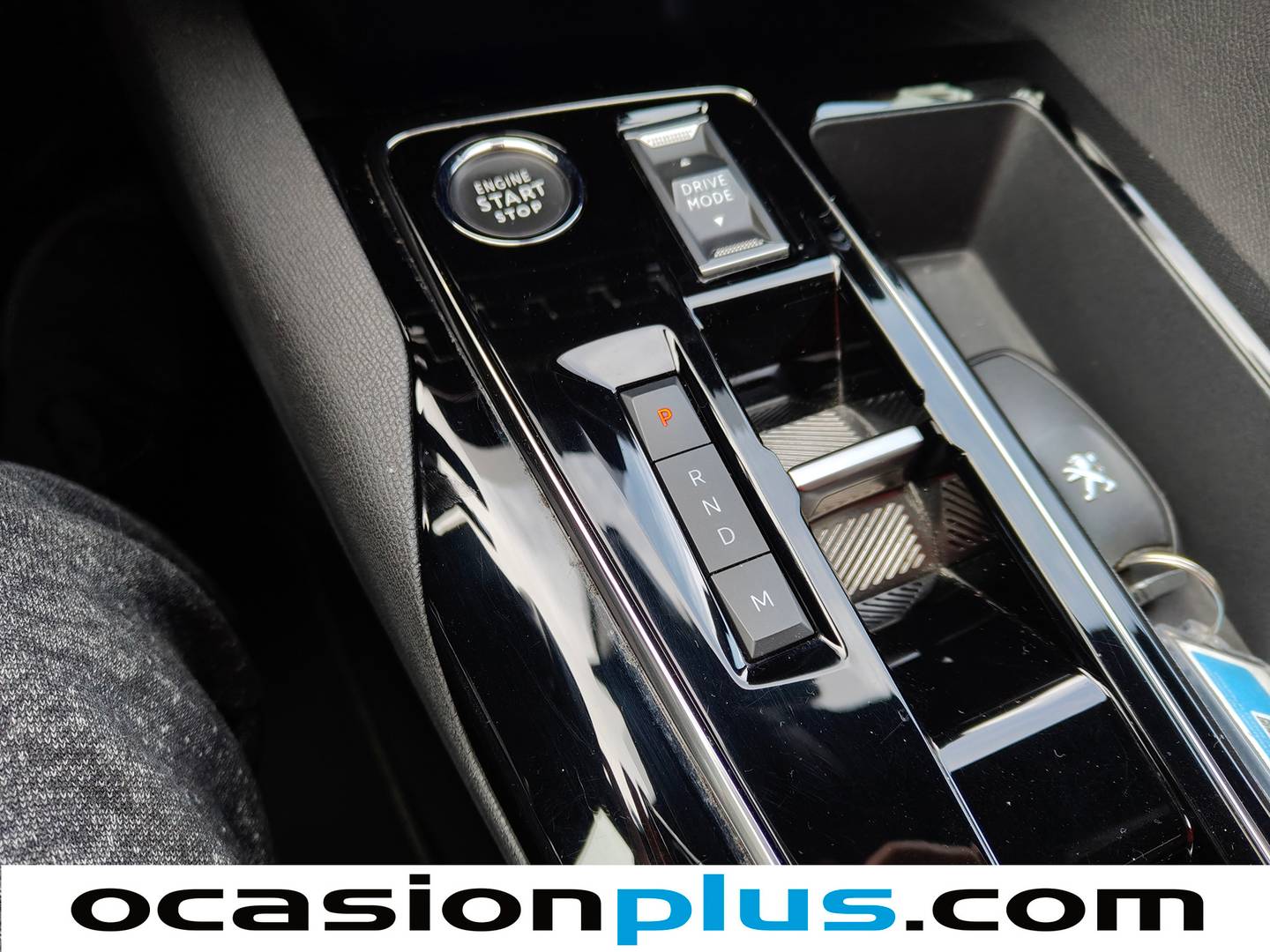 Foto Peugeot 3008 Peugeot 3008 PureTech 130 S&S GT EAT8  (130 CV)