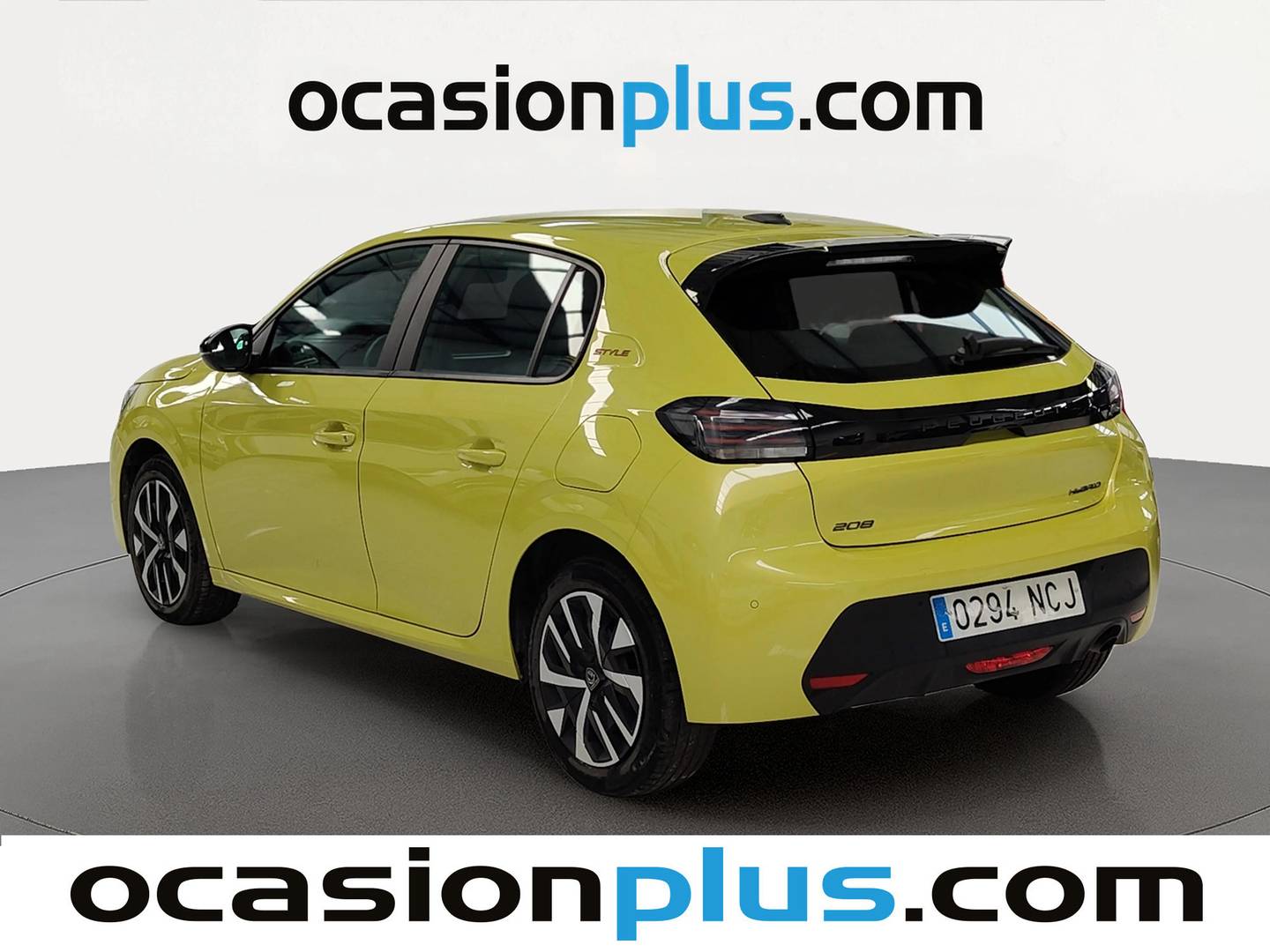 Foto trasera Peugeot 208 Peugeot 208 Style Hybrid 110 eDCS6 (110 CV) izquierda